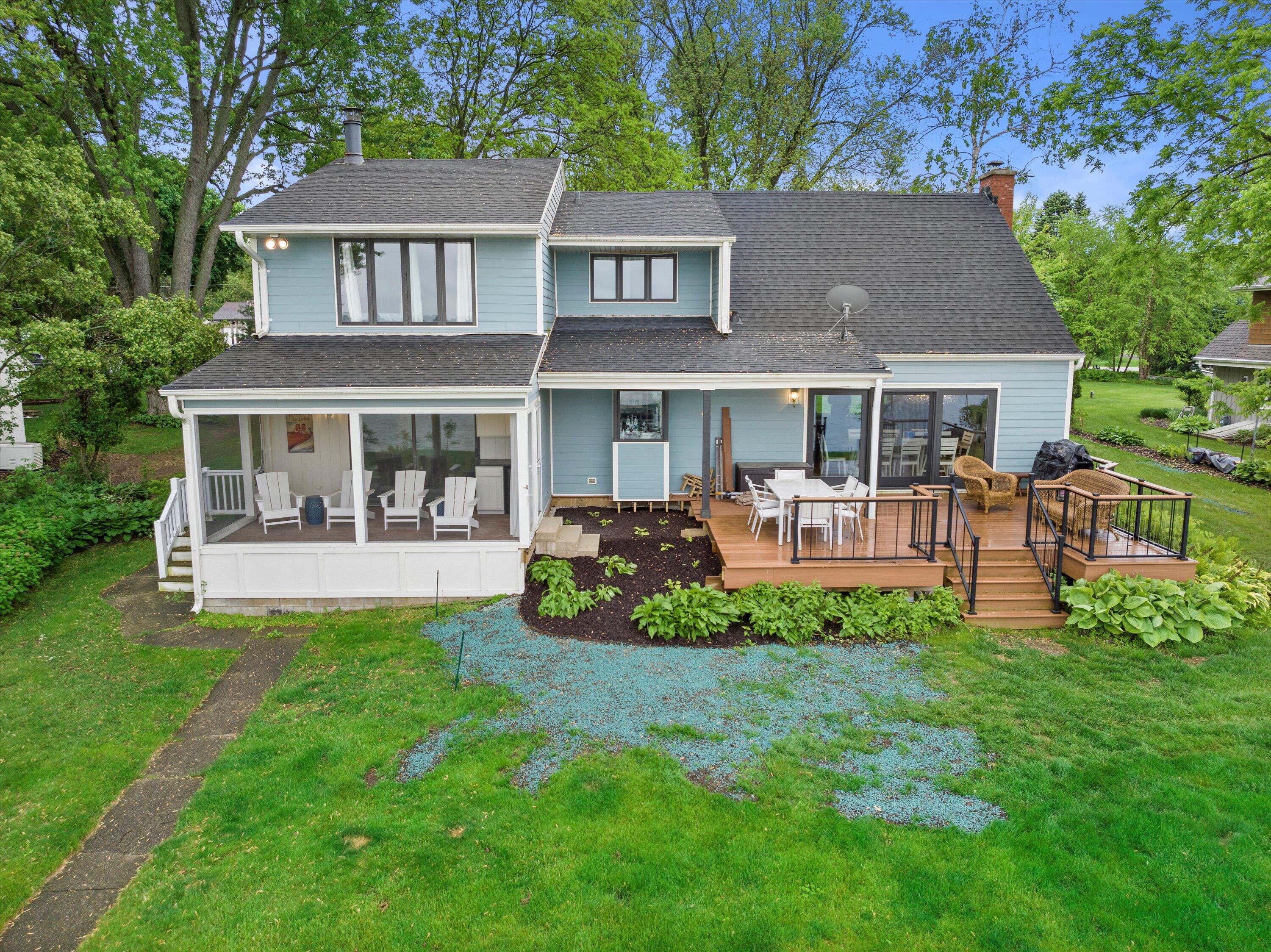Wisconsin Lake Home for sale (MLS#: 1919940) at N60W39640  Mary Ln, in Oconomowoc, Wisconsin. (40 of 57)