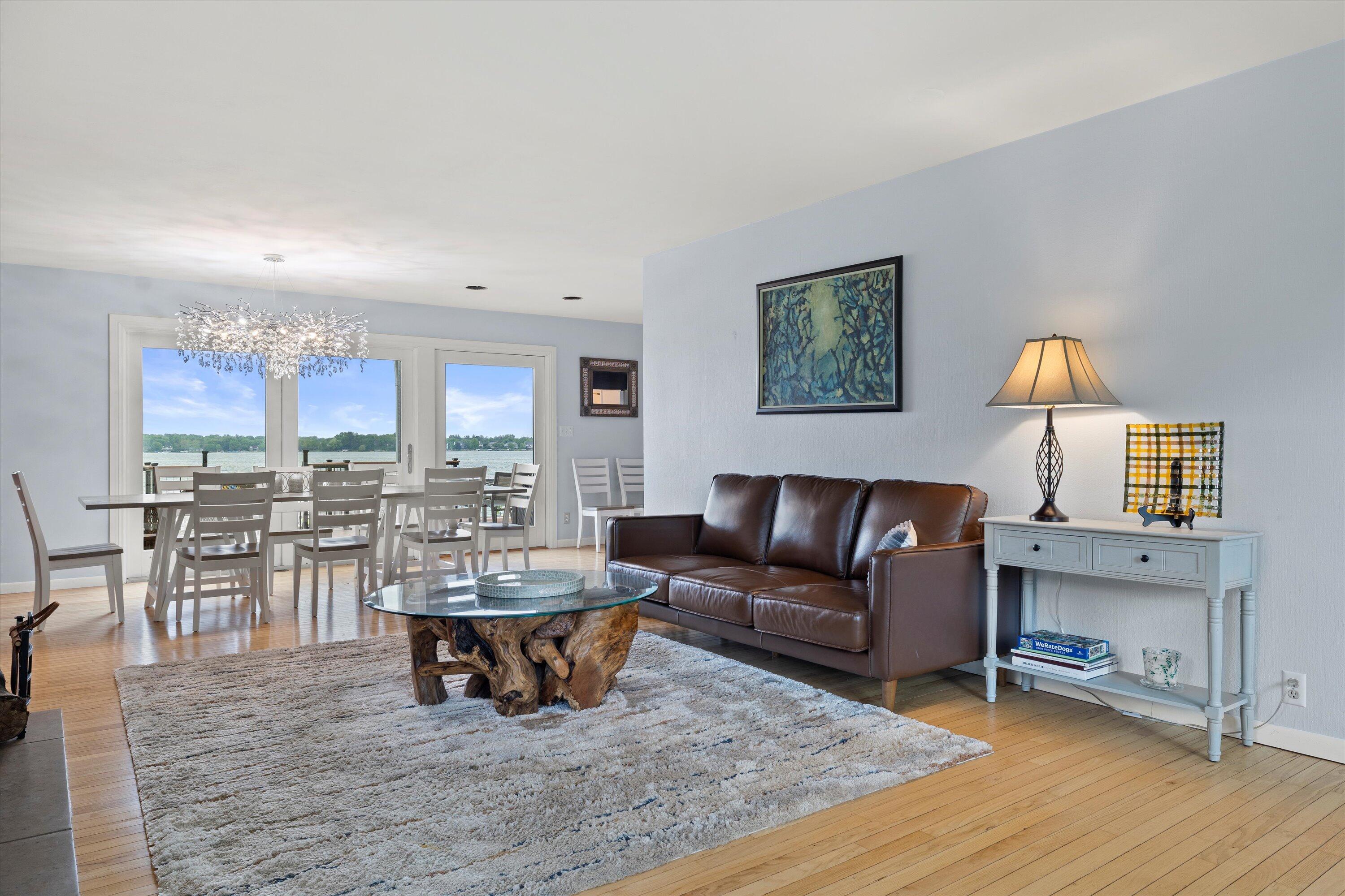 Wisconsin Lake Home for sale (MLS#: 1919940) at N60W39640  Mary Ln, in Oconomowoc, Wisconsin. (6 of 57)