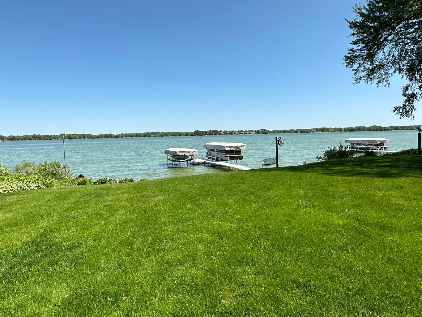 Wisconsin Lake Home for sale (MLS#: 1919940) at N60W39640  Mary Ln, in Oconomowoc, Wisconsin. (57 of 57)