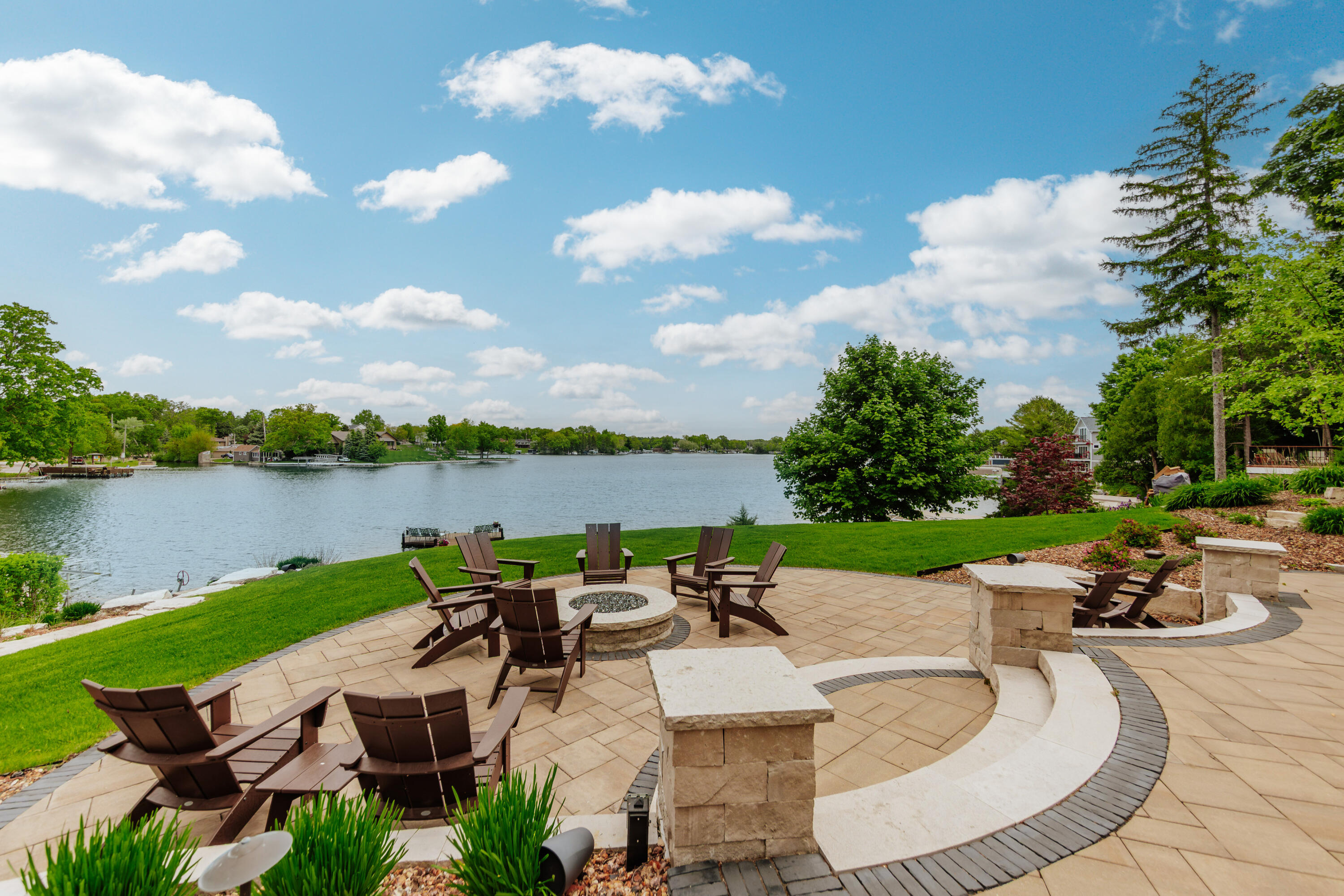 Wisconsin Lake Home for sale (MLS#: 1920005) at N49W35398  Wisconsin Ave, in Oconomowoc, Wisconsin. (31 of 96)
