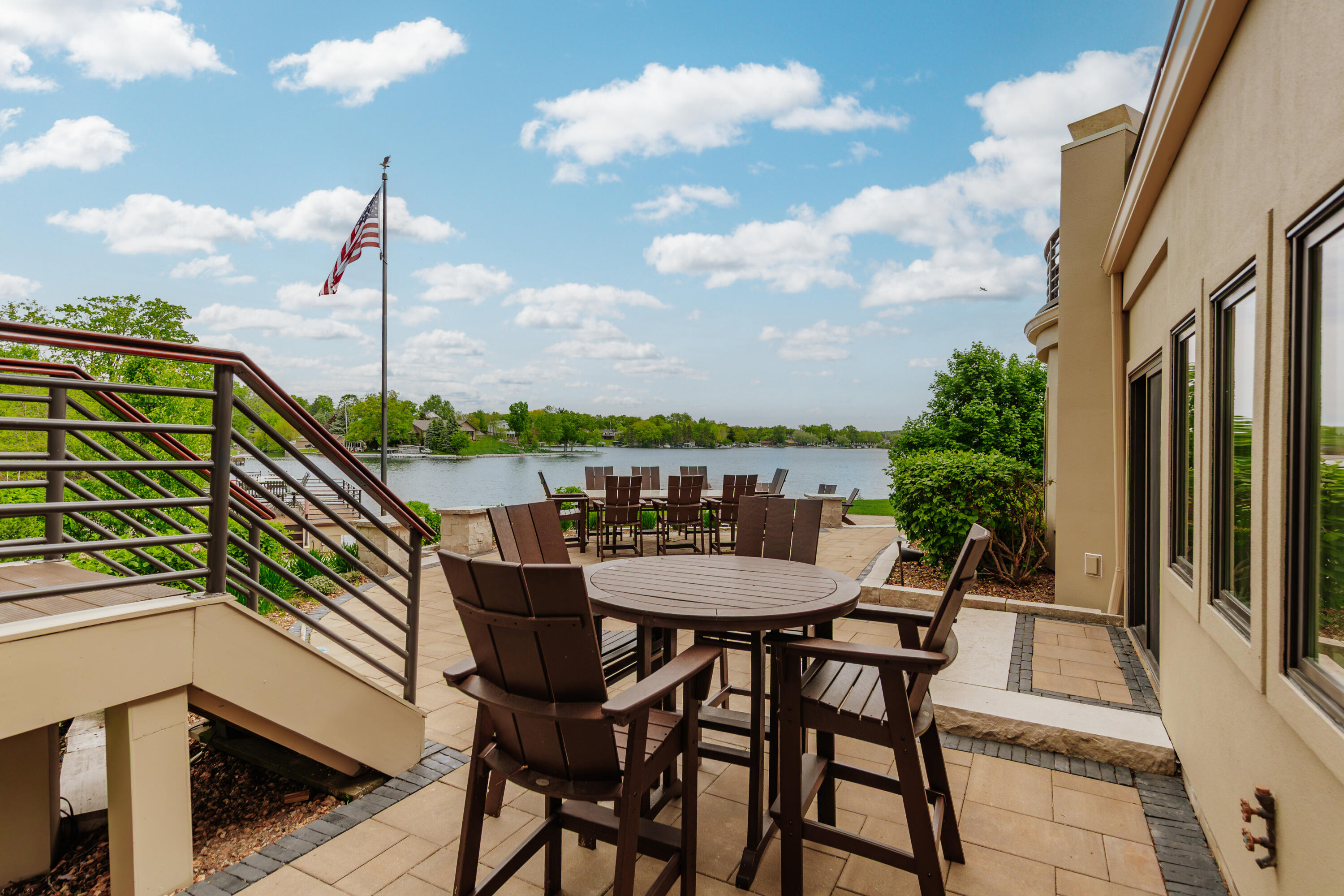 Wisconsin Lake Home for sale (MLS#: 1920005) at N49W35398  Wisconsin Ave, in Oconomowoc, Wisconsin. (33 of 96)