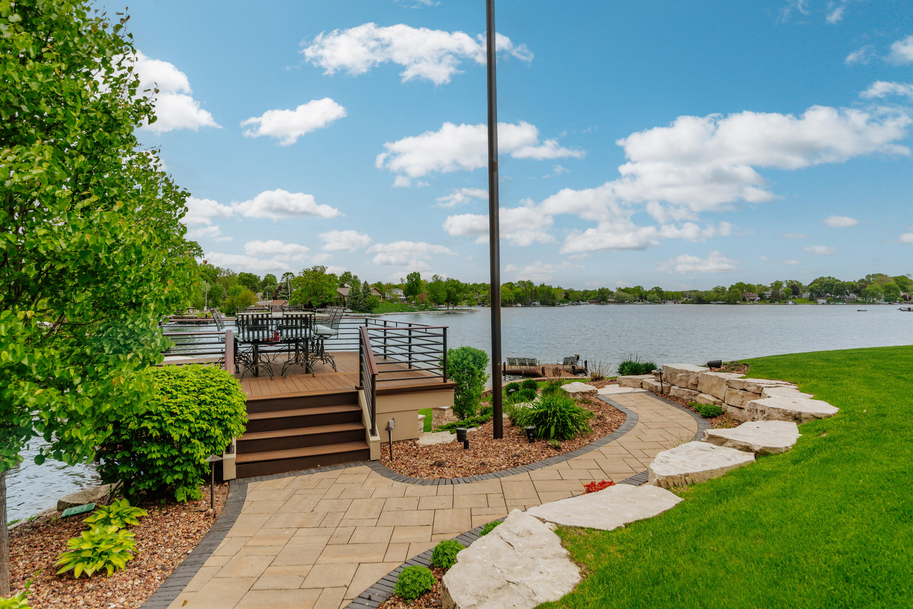 Wisconsin Lake Home for sale (MLS#: 1920005) at N49W35398  Wisconsin Ave, in Oconomowoc, Wisconsin. (34 of 96)