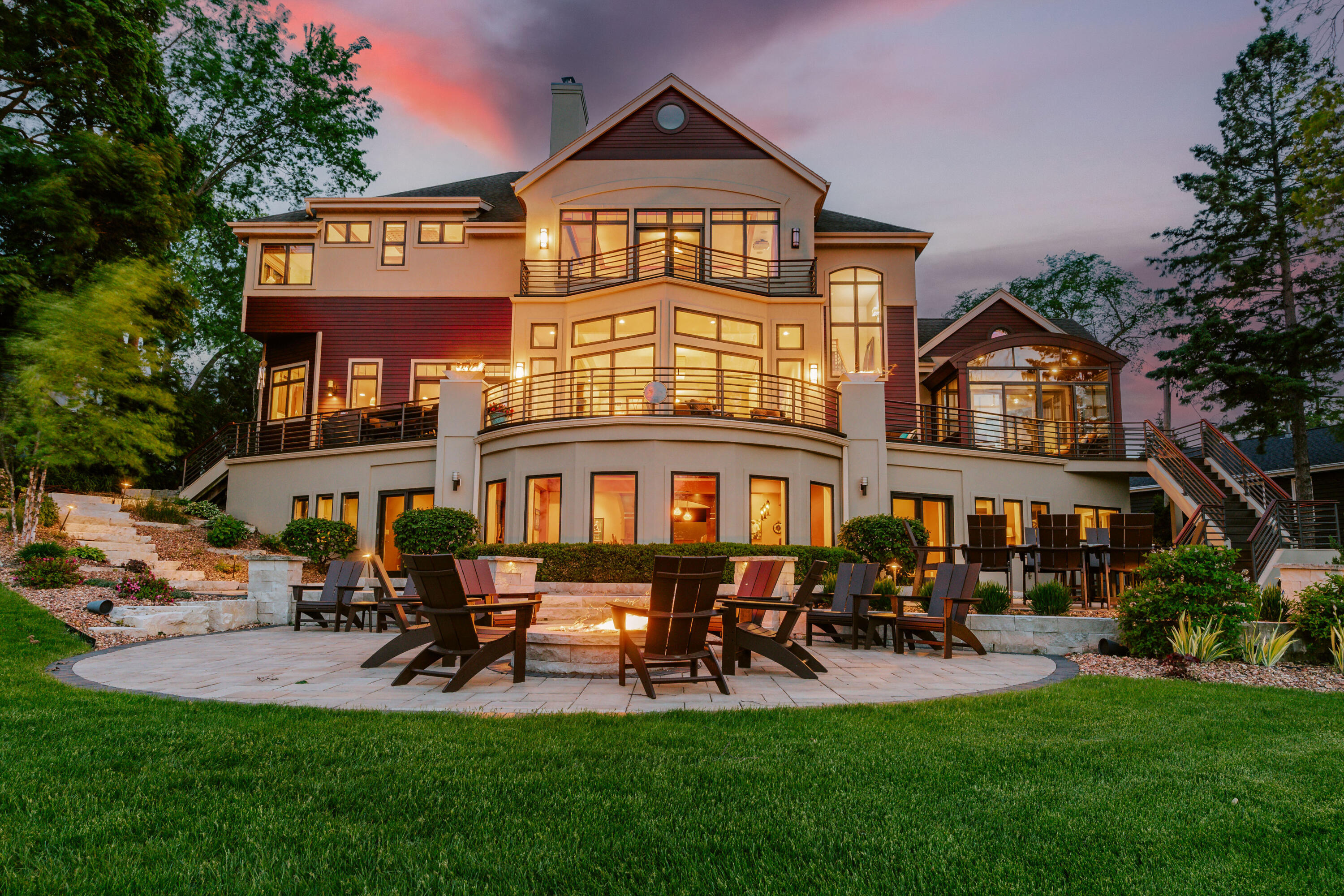 Wisconsin Lake Home for sale (MLS#: 1920005) at N49W35398  Wisconsin Ave, in Oconomowoc, Wisconsin. (8 of 96)