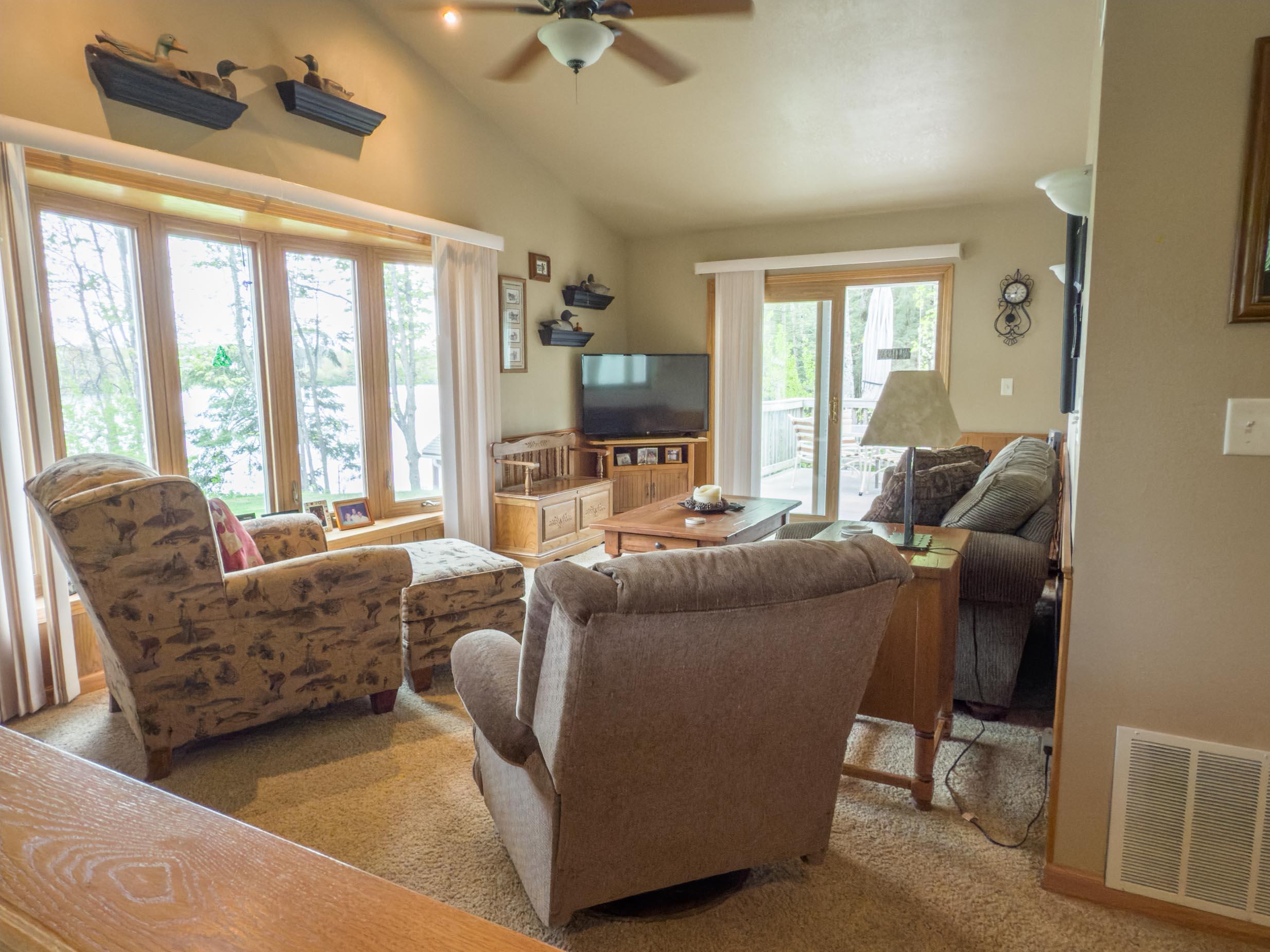 Wisconsin Lake Home for sale (MLS#: 1920008) at W10655  Parkway Ln, in Elcho, Wisconsin. (16 of 55)
