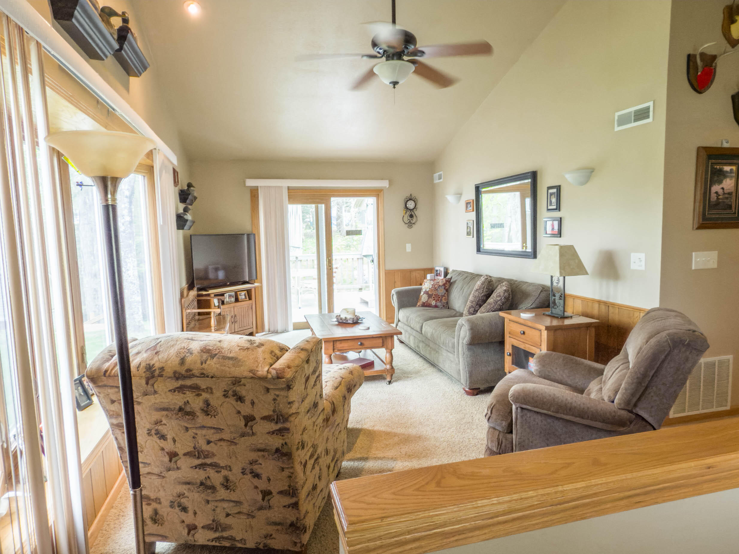 Wisconsin Lake Home for sale (MLS#: 1920008) at W10655  Parkway Ln, in Elcho, Wisconsin. (17 of 55)
