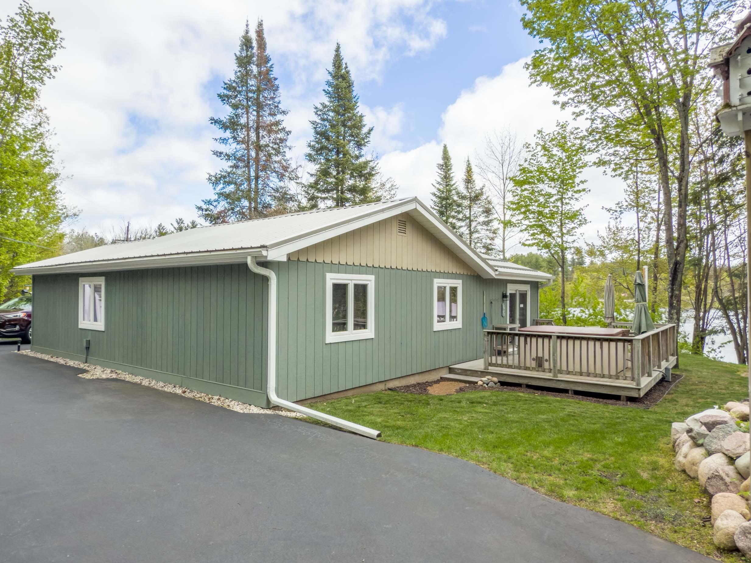 Wisconsin Lake Home for sale (MLS#: 1920008) at W10655  Parkway Ln, in Elcho, Wisconsin. (4 of 55)