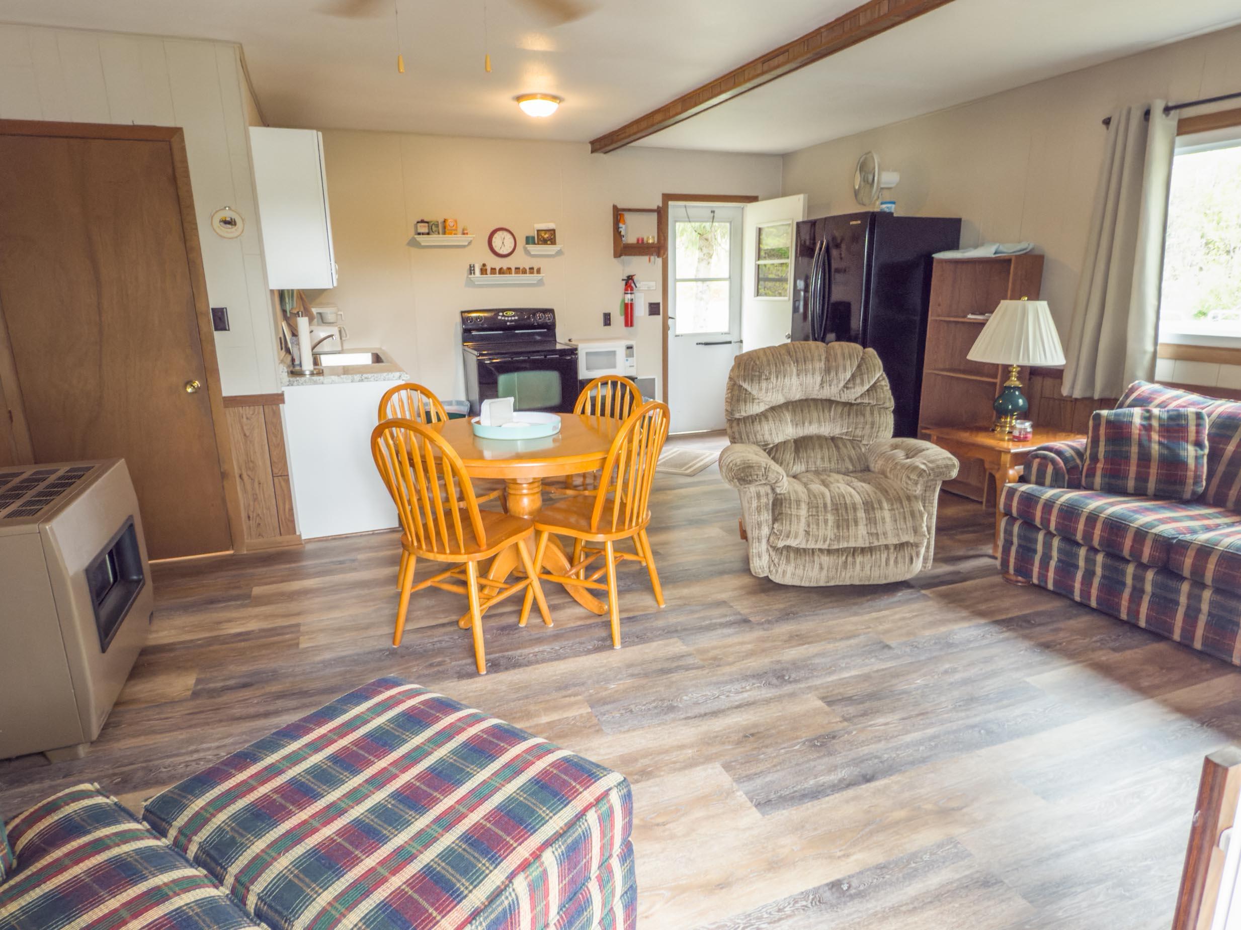 Wisconsin Lake Home for sale (MLS#: 1920008) at W10655  Parkway Ln, in Elcho, Wisconsin. (41 of 55)