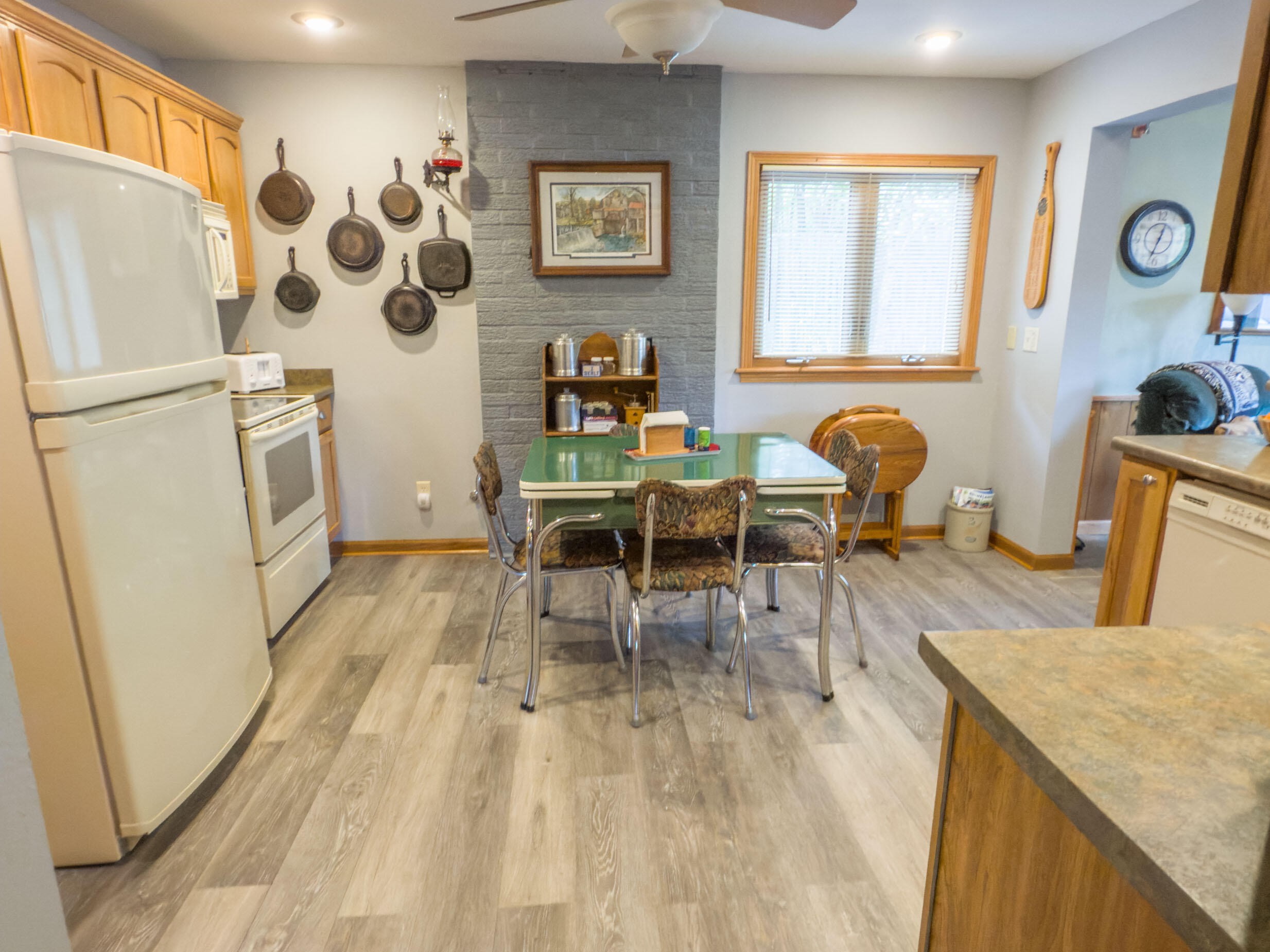 Wisconsin Lake Home for sale (MLS#: 1920008) at W10655  Parkway Ln, in Elcho, Wisconsin. (8 of 55)