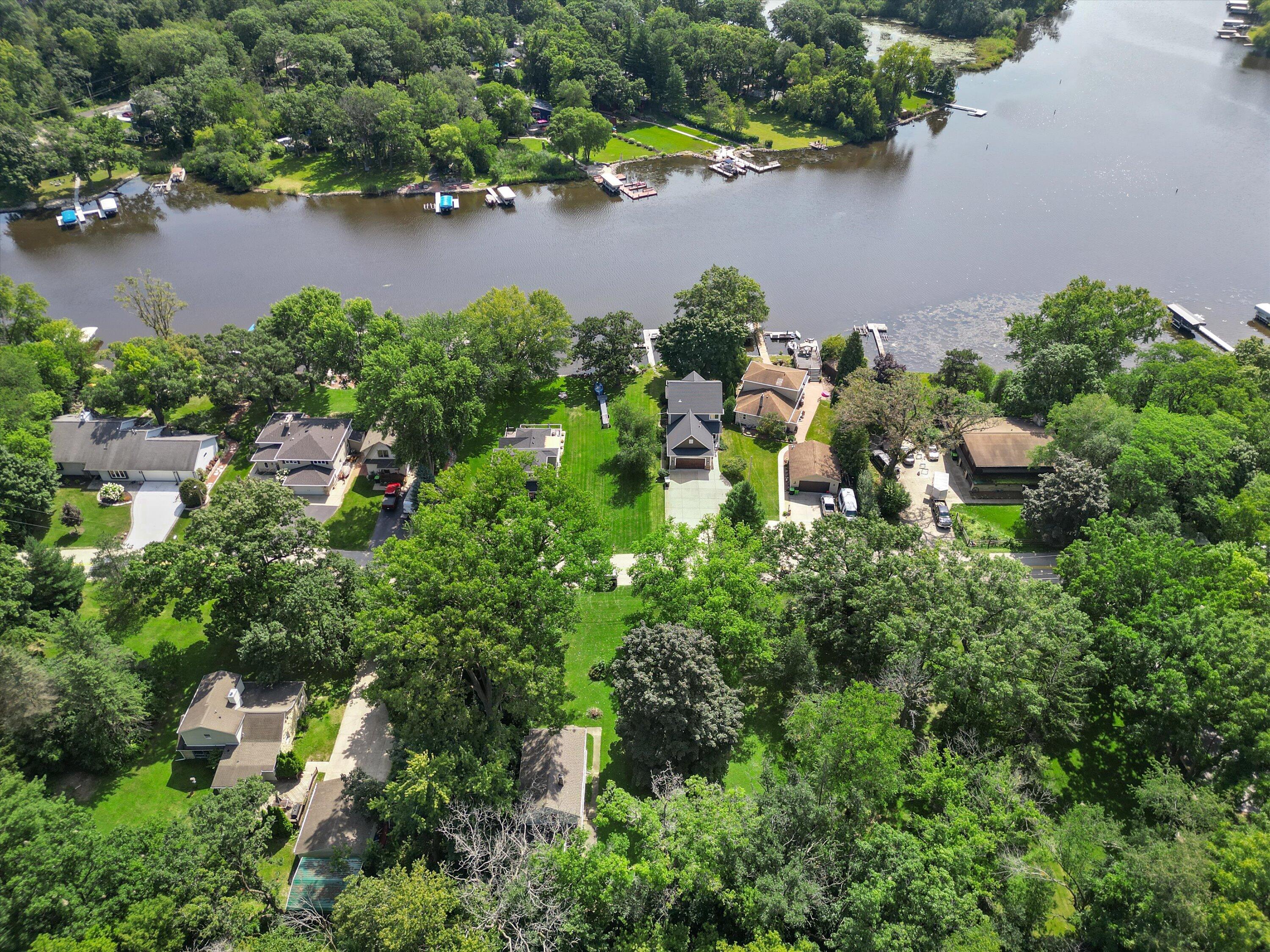 Wisconsin Lake Home for sale (MLS#: 1920034) at 4816  Riverside Rd, in Waterford, Wisconsin. (4 of 11)