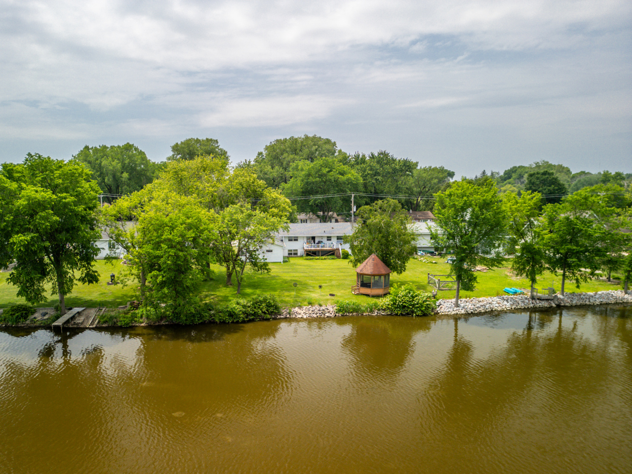 Wisconsin Lake Home for sale (MLS#: 1920122) at 717 N Water St, in Watertown, Wisconsin. (3 of 51)