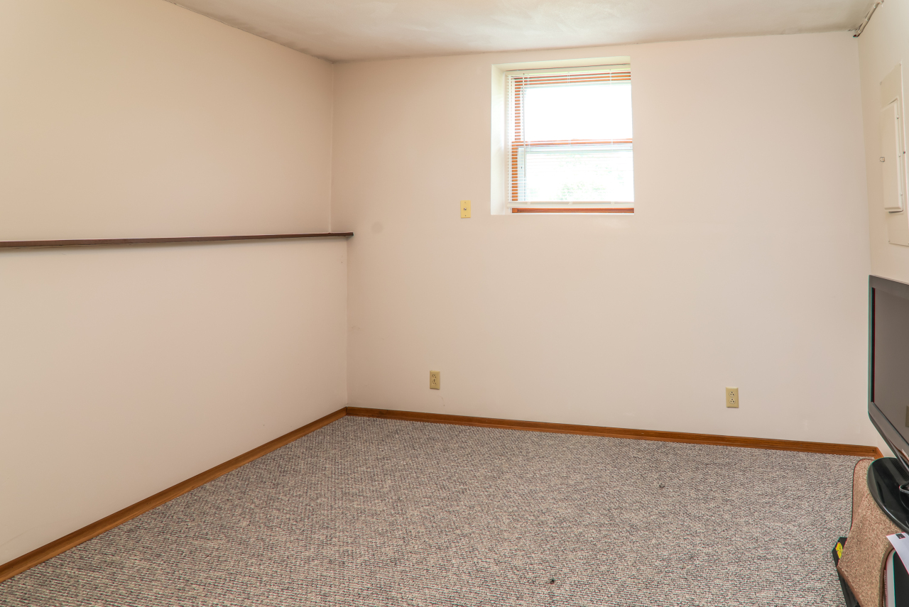 Wisconsin Lake Home for sale (MLS#: 1920122) at 717 N Water St, in Watertown, Wisconsin. (25 of 51)