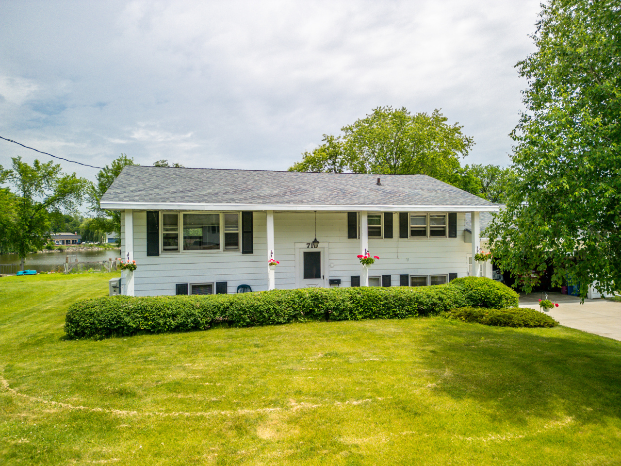 Wisconsin Lake Home for sale (MLS#: 1920122) at 717 N Water St, in Watertown, Wisconsin. (31 of 51)