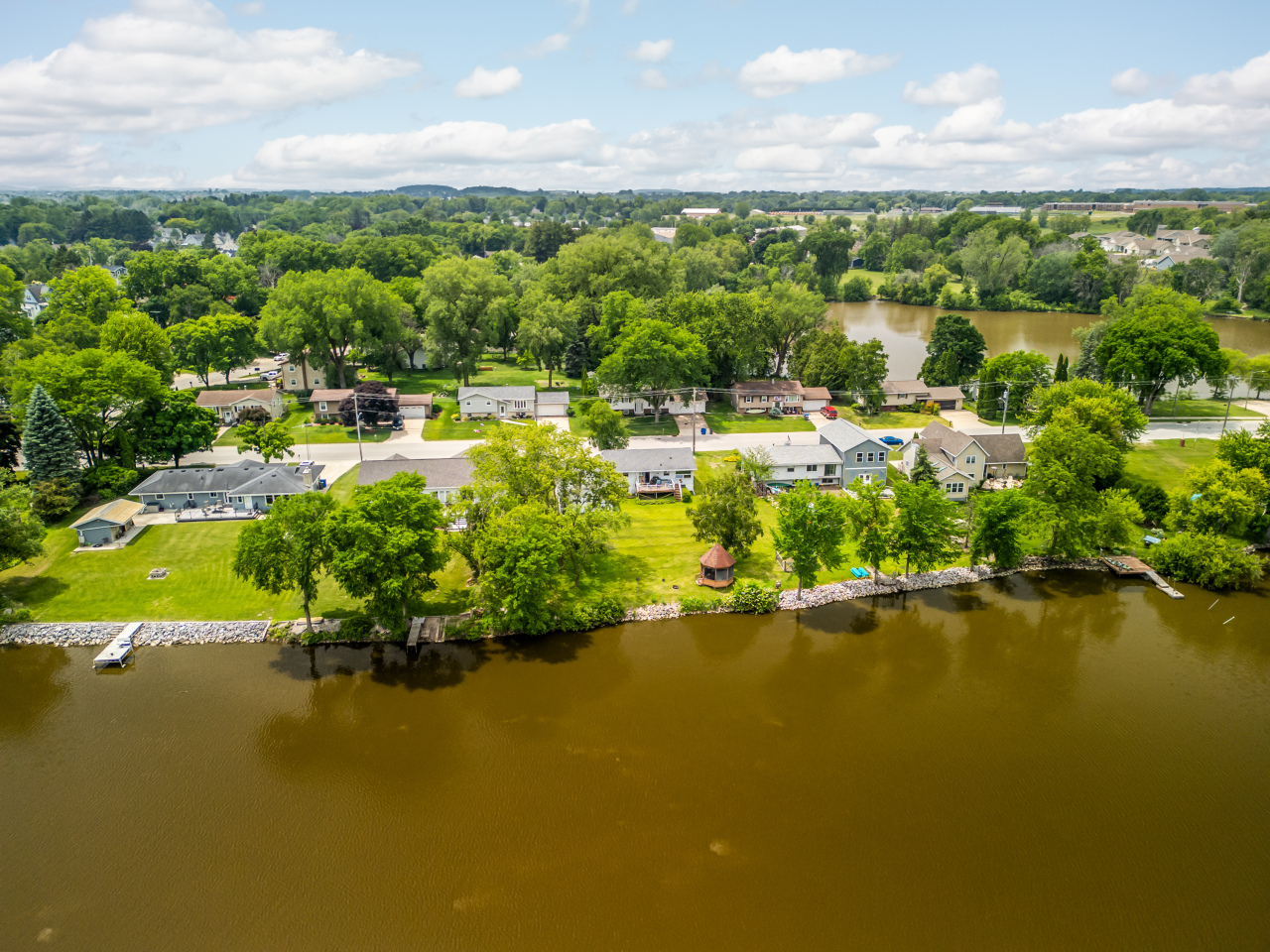 Wisconsin Lake Home for sale (MLS#: 1920122) at 717 N Water St, in Watertown, Wisconsin. (5 of 51)