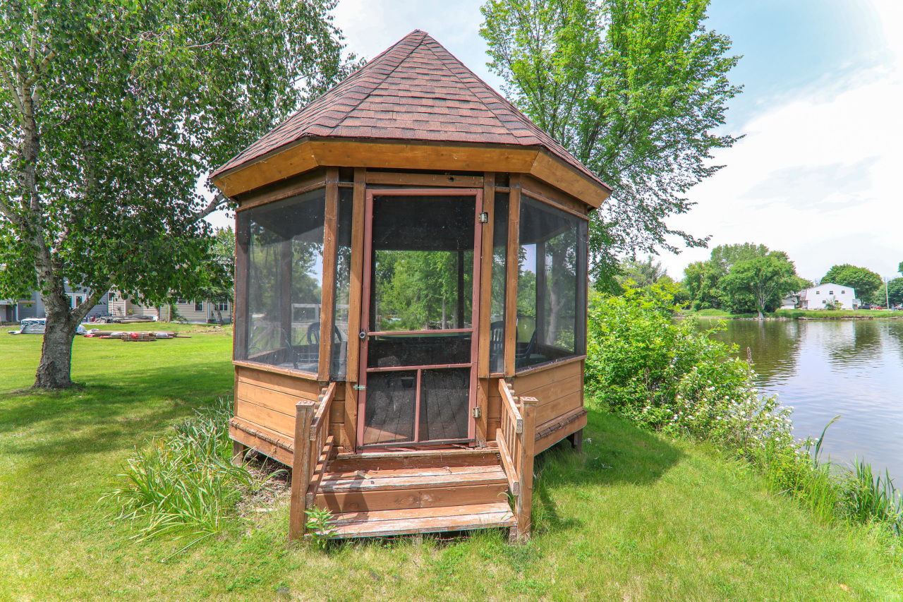 Wisconsin Lake Home for sale (MLS#: 1920122) at 717 N Water St, in Watertown, Wisconsin. (46 of 51)