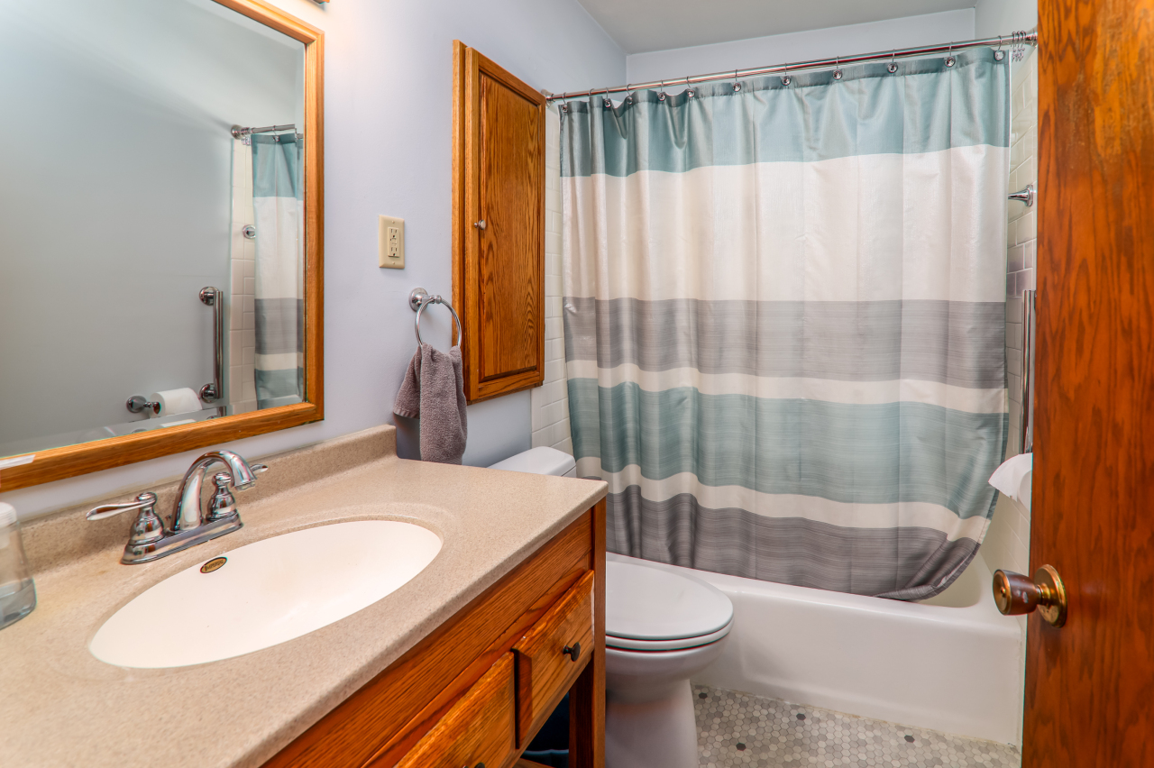 Wisconsin Lake Home for sale (MLS#: 1920122) at 717 N Water St, in Watertown, Wisconsin. (9 of 51)