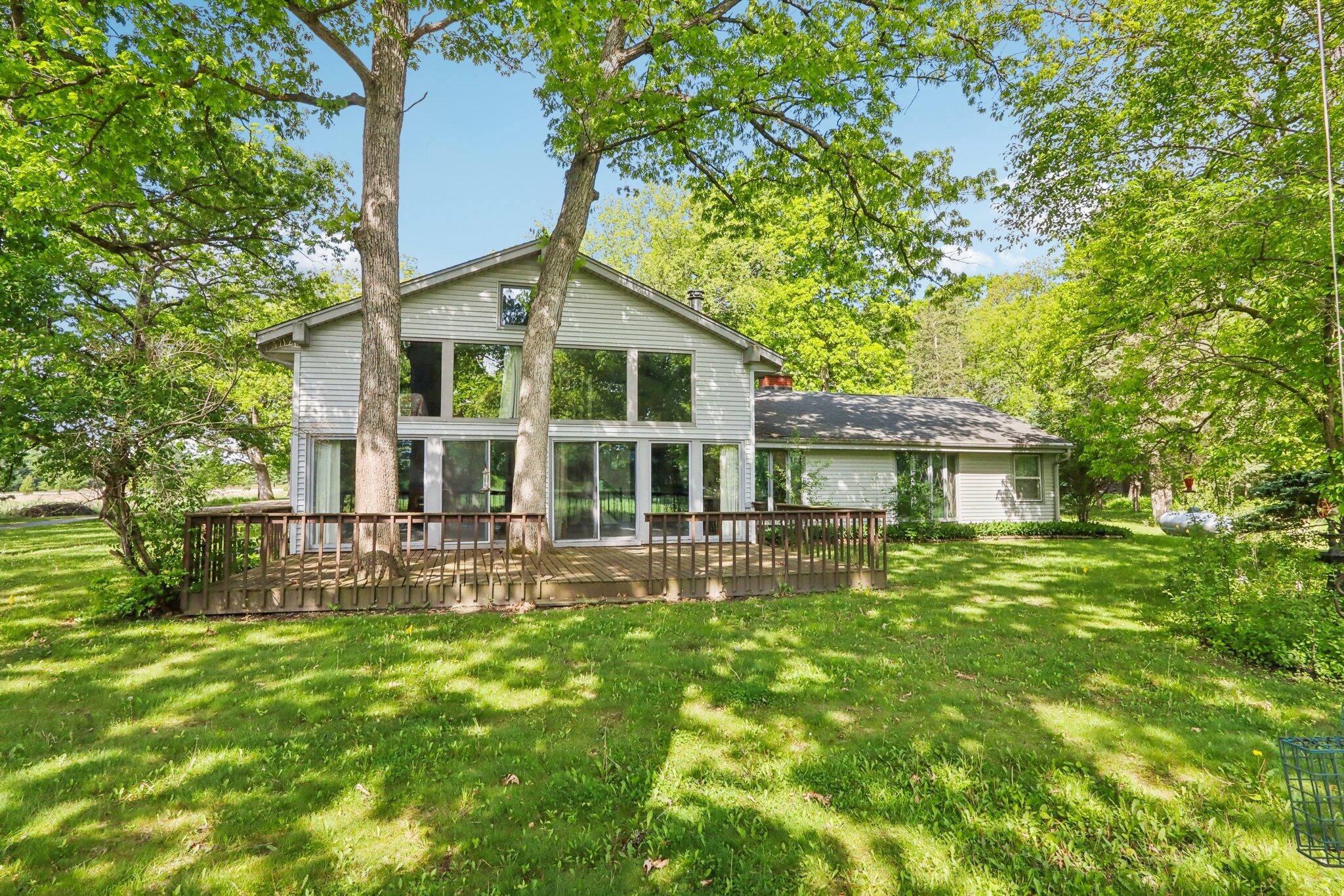 Wisconsin Lake Home for sale (MLS#: 1920178) at 954 N Dousman Rd, in Summit, Wisconsin. (39 of 77)