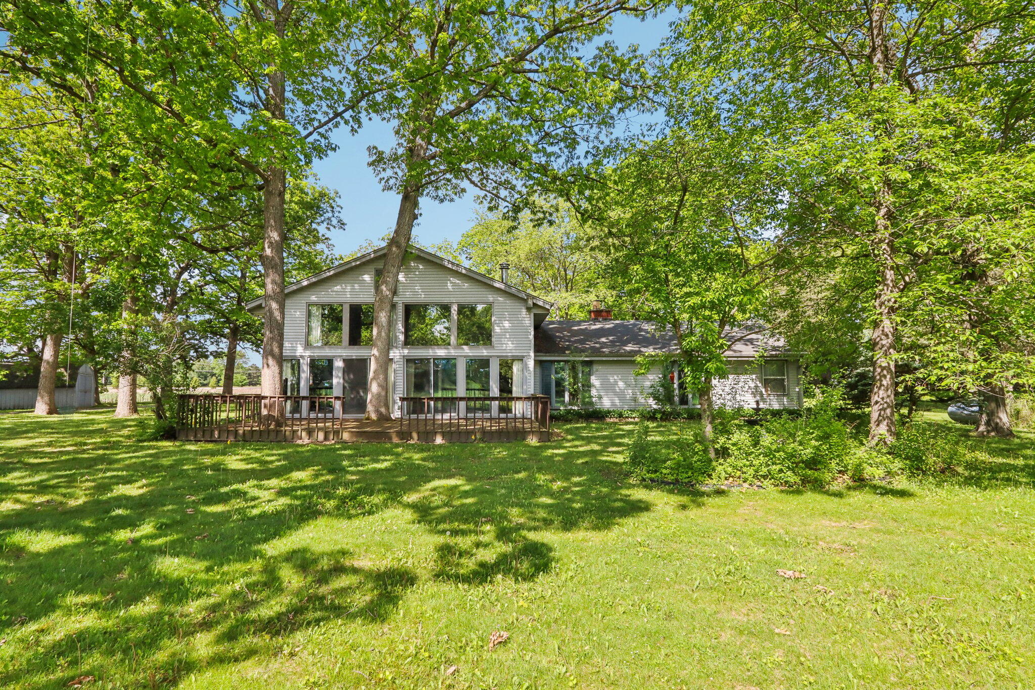 Wisconsin Lake Home for sale (MLS#: 1920178) at 954 N Dousman Rd, in Summit, Wisconsin. (40 of 77)