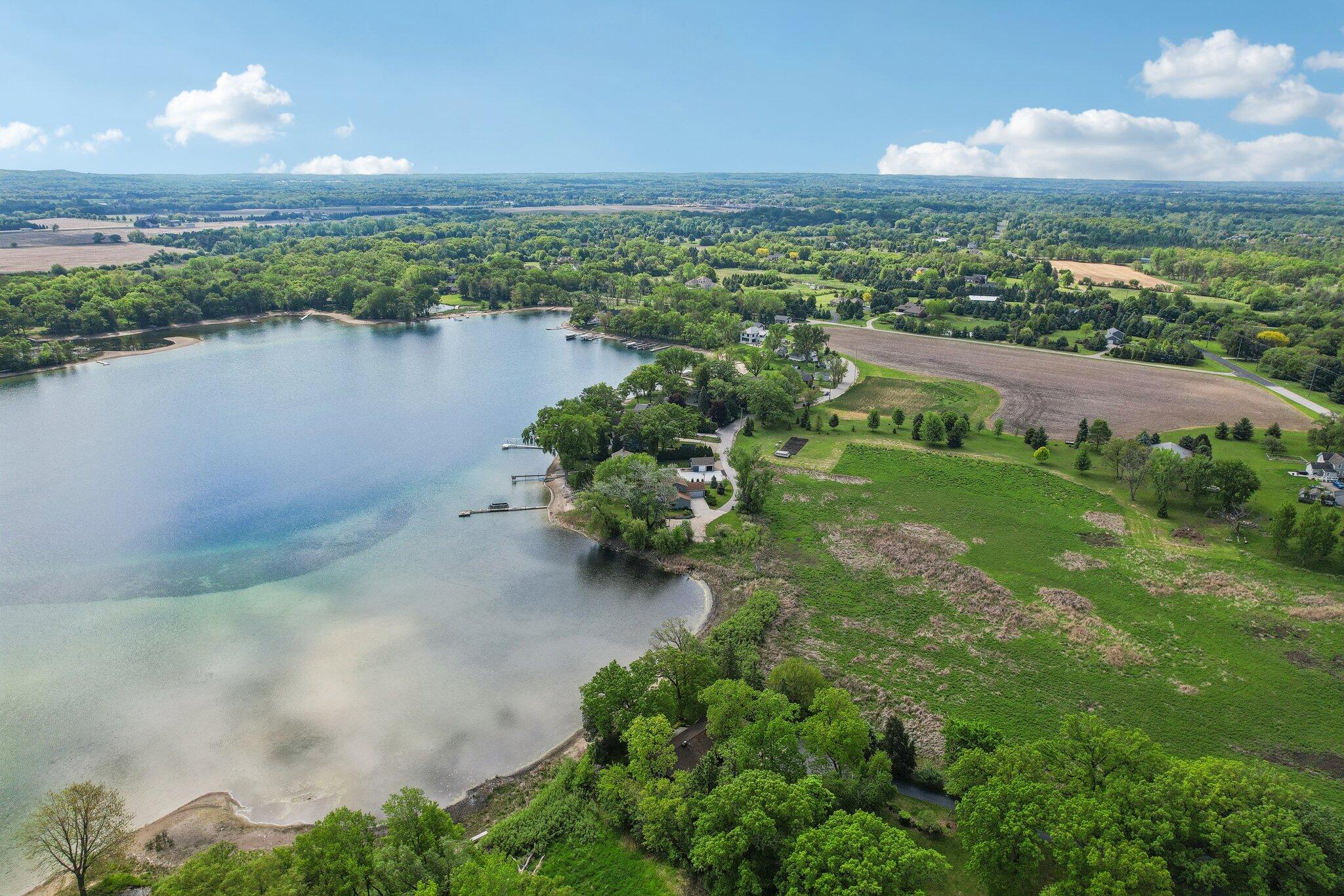 Wisconsin Lake Home for sale (MLS#: 1920178) at 954 N Dousman Rd, in Summit, Wisconsin. (65 of 77)