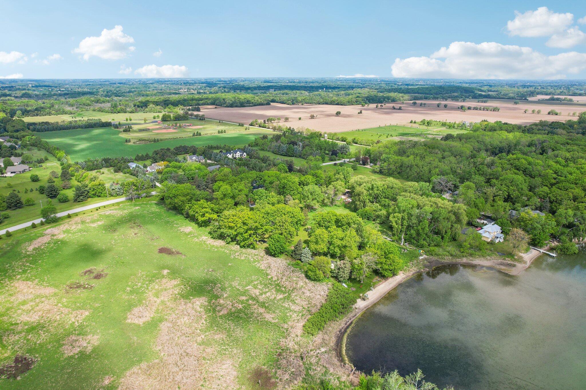 Wisconsin Lake Home for sale (MLS#: 1920178) at 954 N Dousman Rd, in Summit, Wisconsin. (76 of 77)