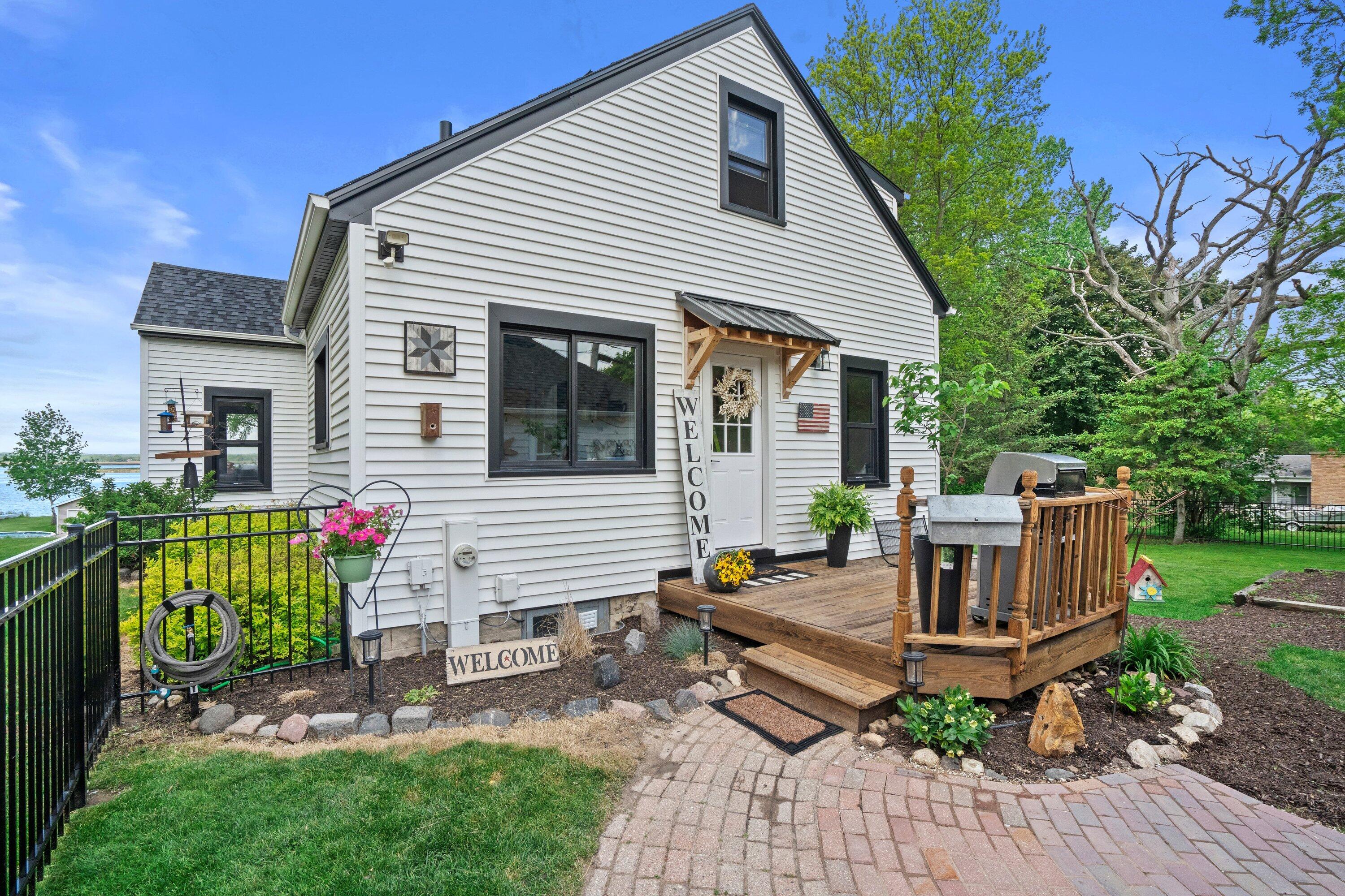 Wisconsin Lake Home for sale (MLS#: 1920195) at S94W14508  Groveway Ln, in Muskego, Wisconsin. (2 of 81)