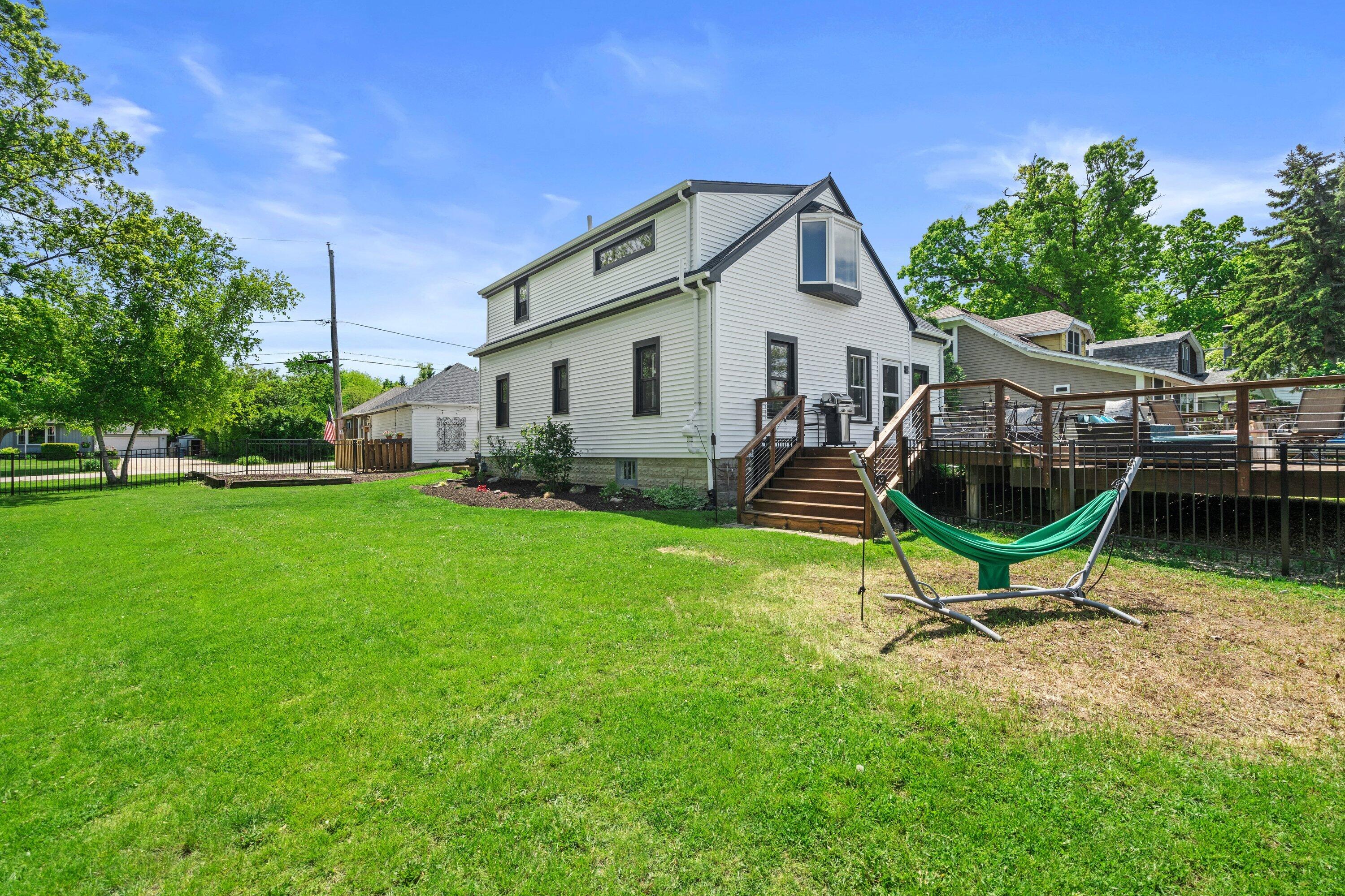 Wisconsin Lake Home for sale (MLS#: 1920195) at S94W14508  Groveway Ln, in Muskego, Wisconsin. (14 of 81)