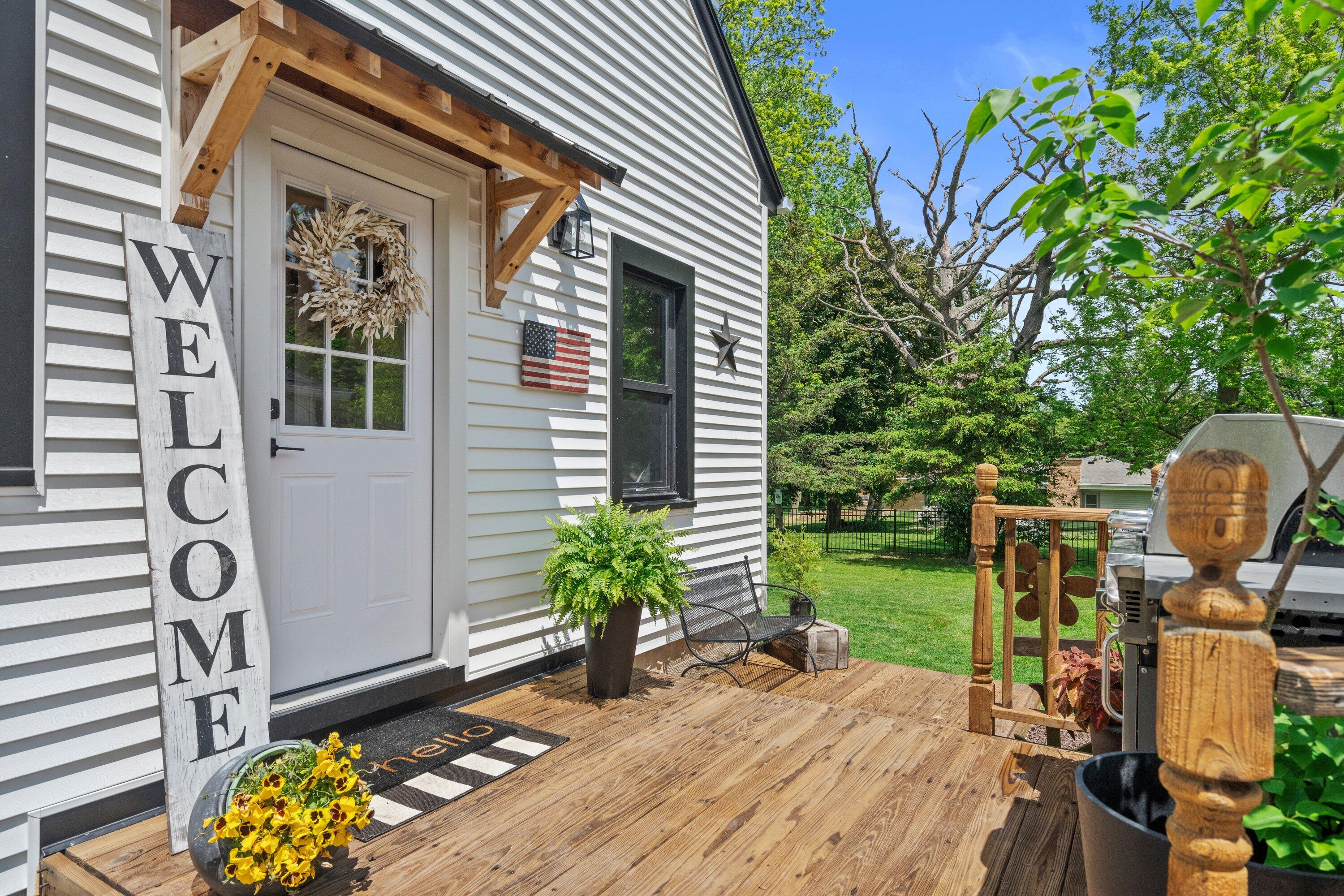 Wisconsin Lake Home for sale (MLS#: 1920195) at S94W14508  Groveway Ln, in Muskego, Wisconsin. (19 of 81)