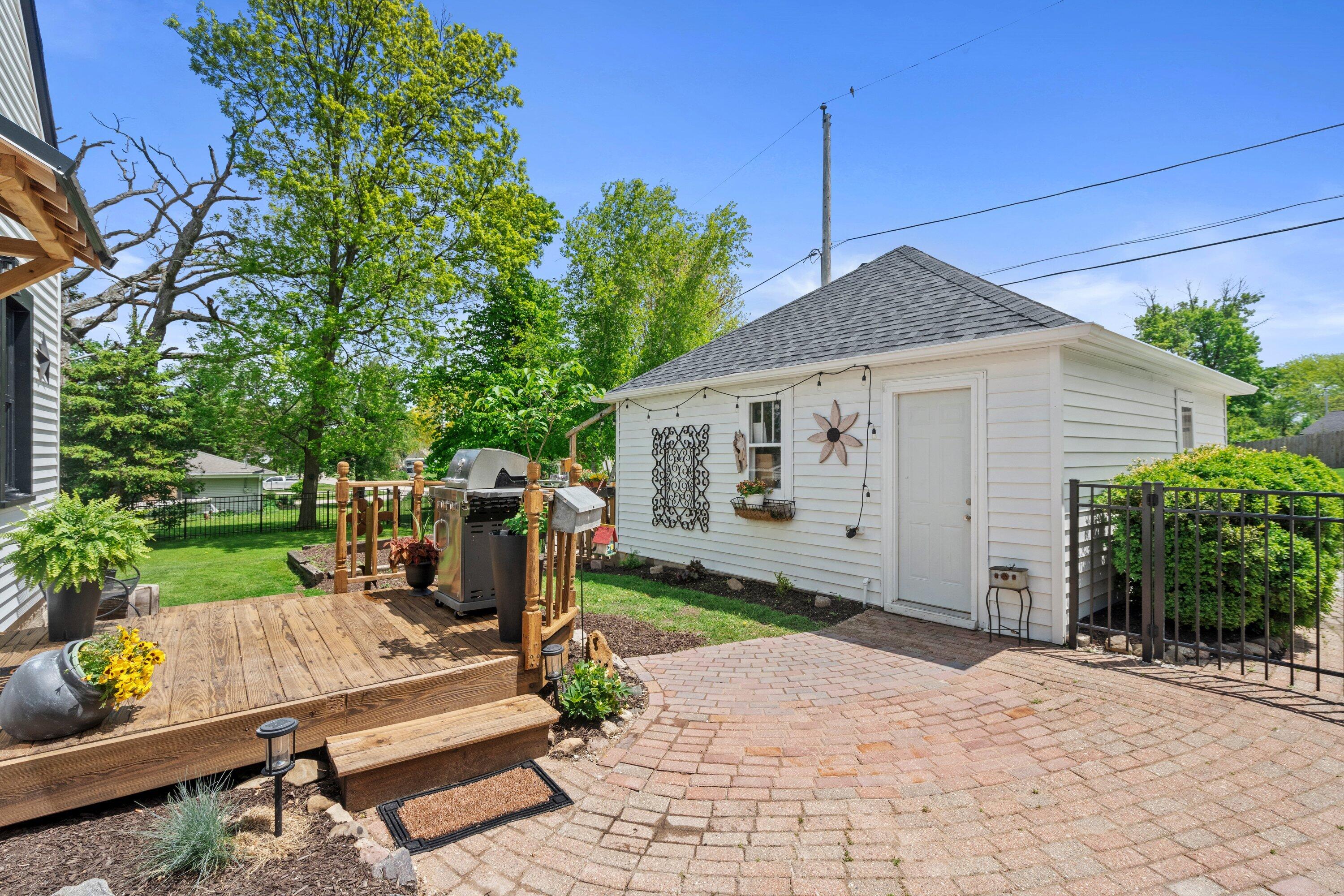 Wisconsin Lake Home for sale (MLS#: 1920195) at S94W14508  Groveway Ln, in Muskego, Wisconsin. (20 of 81)