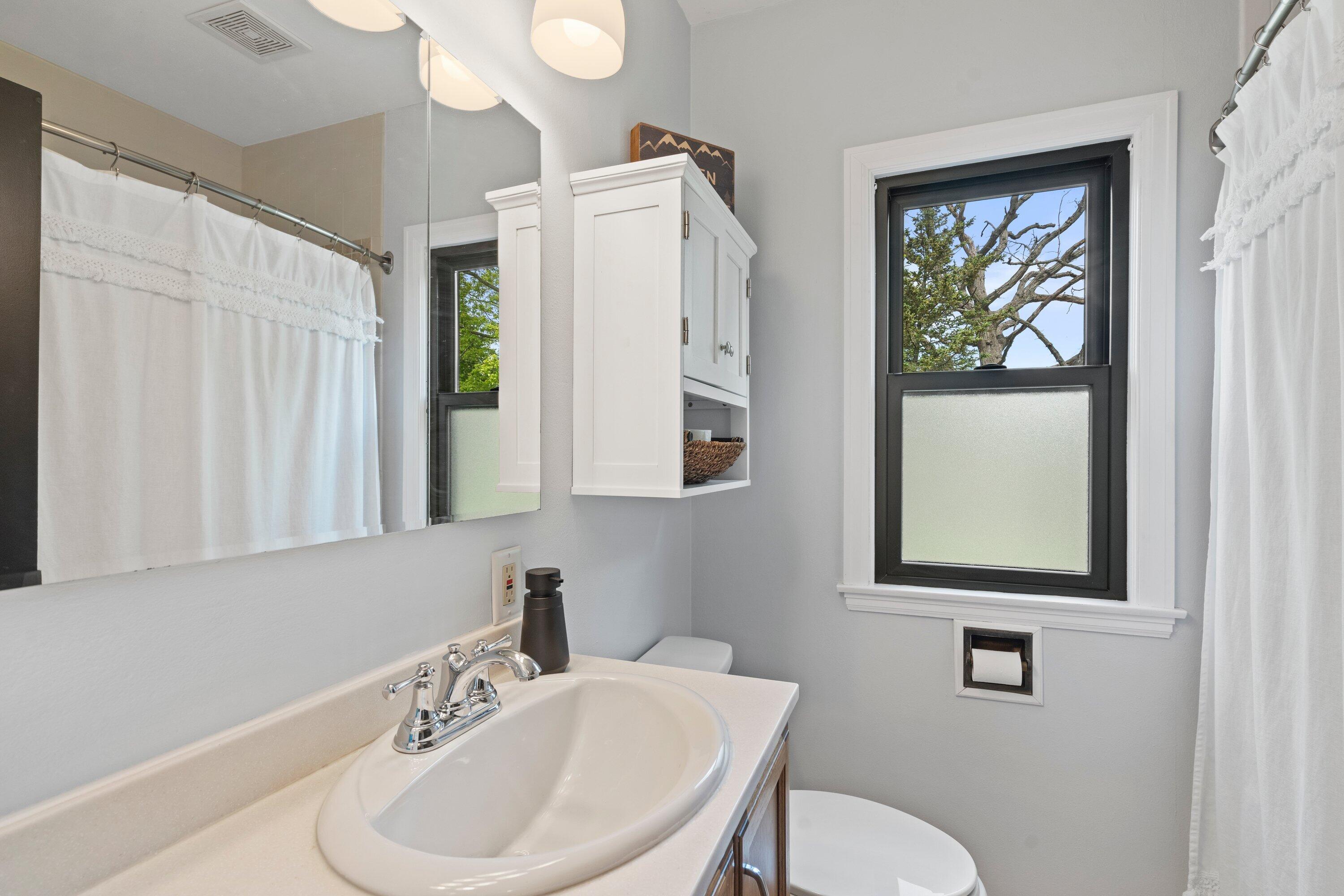 Wisconsin Lake Home for sale (MLS#: 1920195) at S94W14508  Groveway Ln, in Muskego, Wisconsin. (54 of 81)