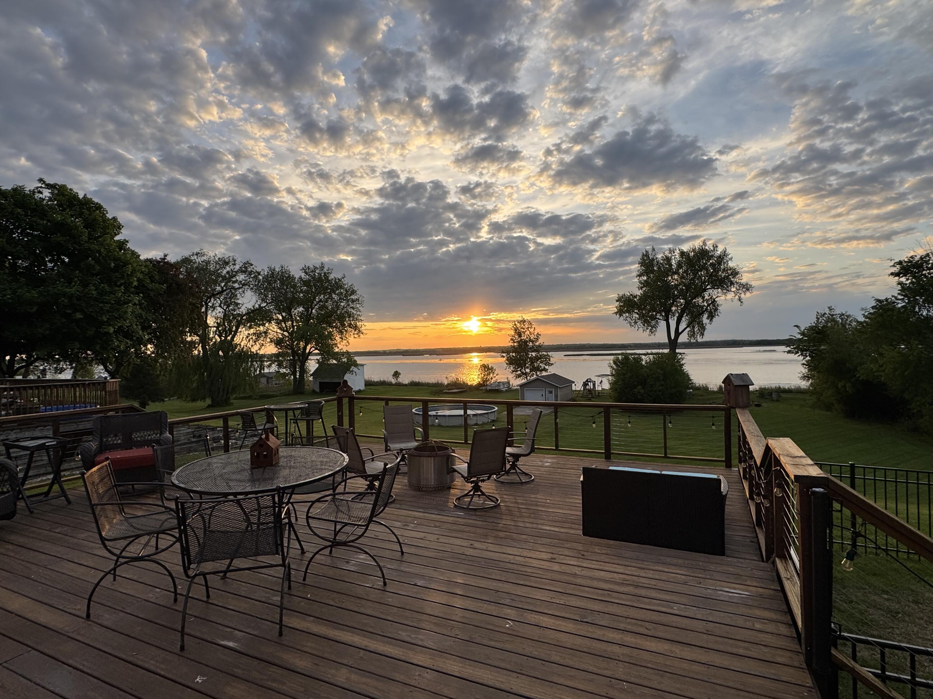 Wisconsin Lake Home for sale (MLS#: 1920195) at S94W14508  Groveway Ln, in Muskego, Wisconsin. (8 of 81)