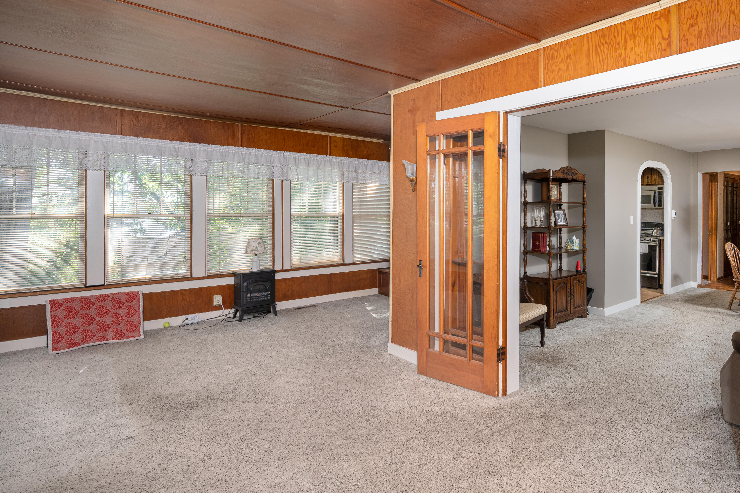 Wisconsin Lake Home for sale (MLS#: 1920196) at 11417 N Lakeview Dr, in Milton, Wisconsin. (2 of 26)