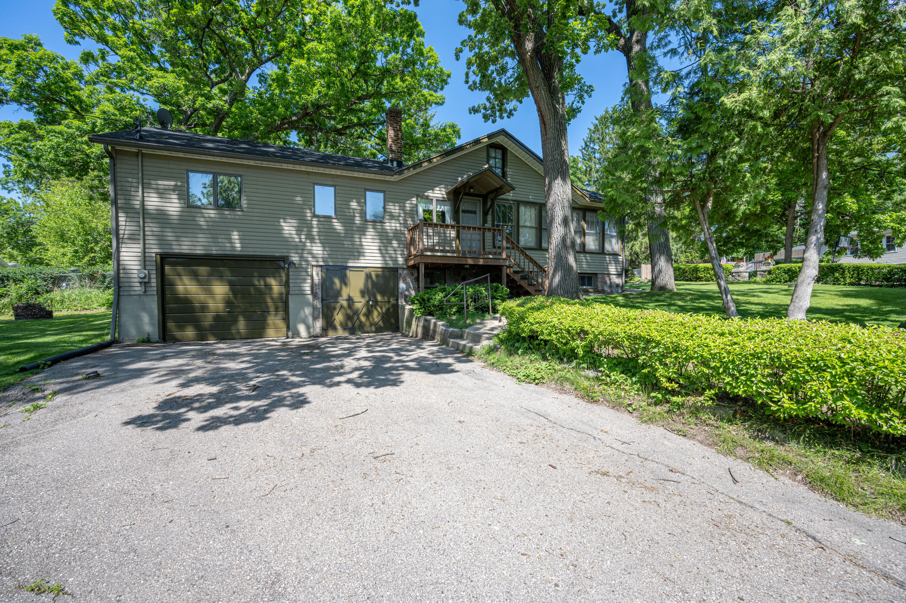Wisconsin Lake Home for sale (MLS#: 1920196) at 11417 N Lakeview Dr, in Milton, Wisconsin. (17 of 26)