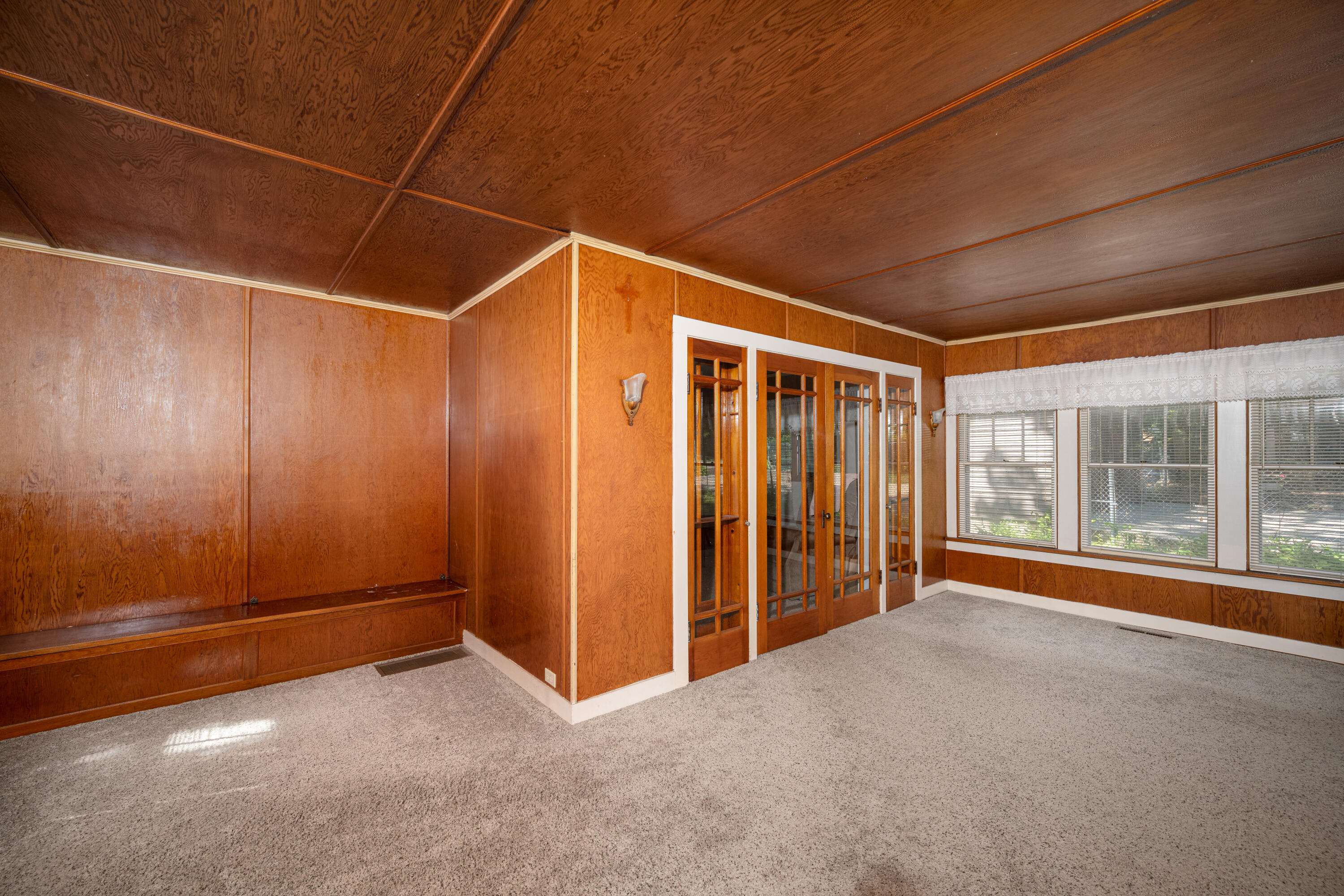 Wisconsin Lake Home for sale (MLS#: 1920196) at 11417 N Lakeview Dr, in Milton, Wisconsin. (3 of 26)