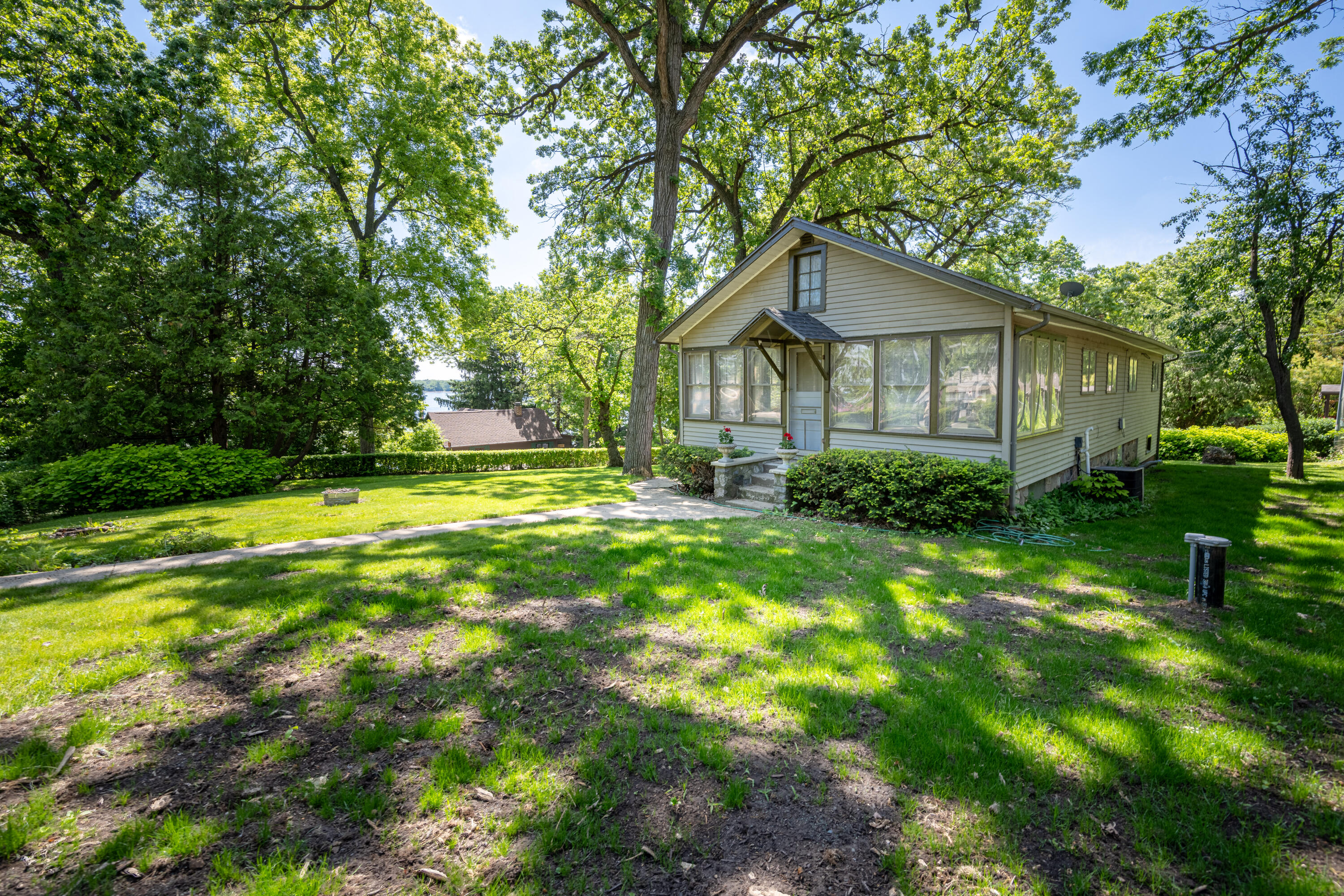 Wisconsin Lake Home for sale (MLS#: 1920196) at 11417 N Lakeview Dr, in Milton, Wisconsin. (23 of 26)