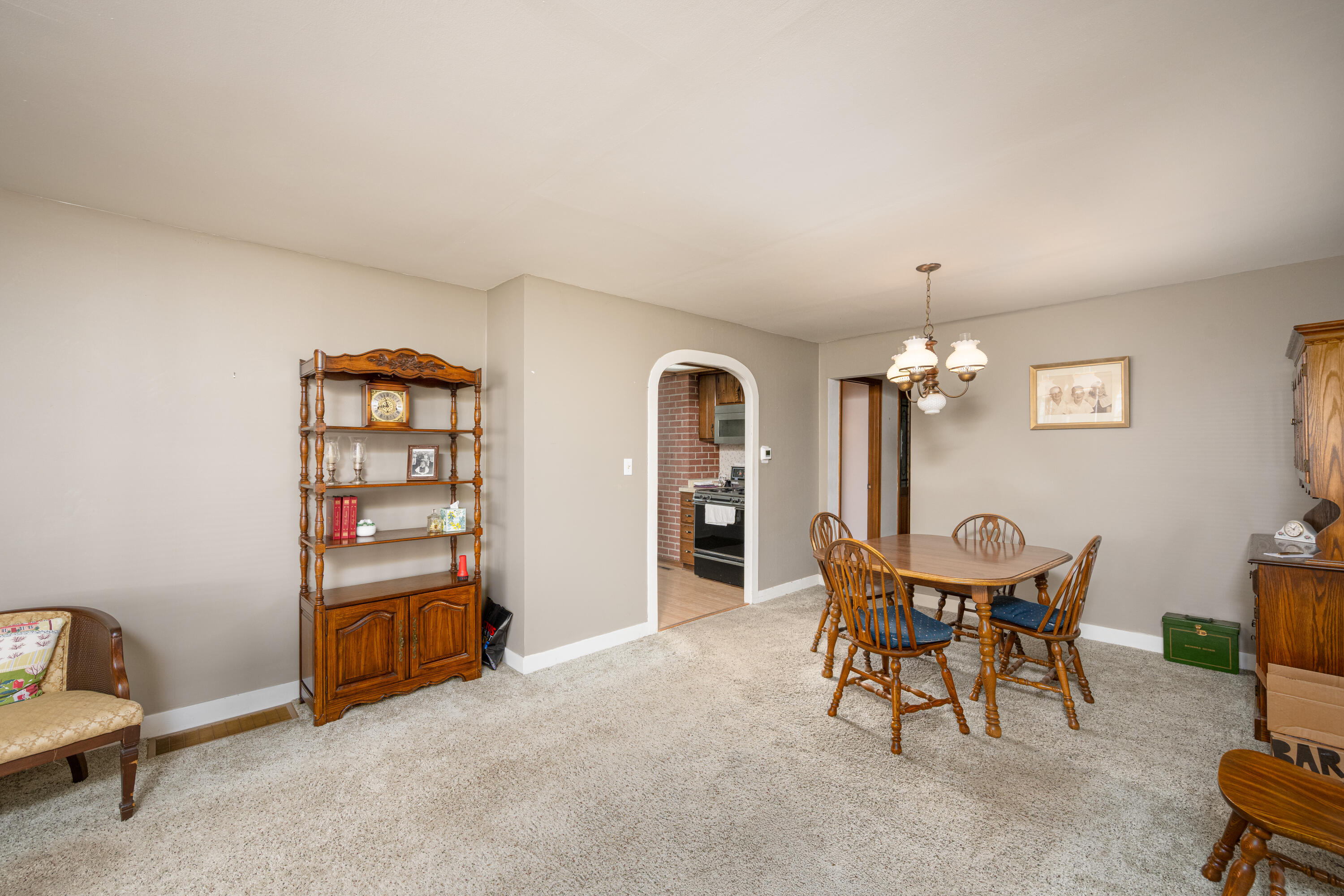 Wisconsin Lake Home for sale (MLS#: 1920196) at 11417 N Lakeview Dr, in Milton, Wisconsin. (7 of 26)