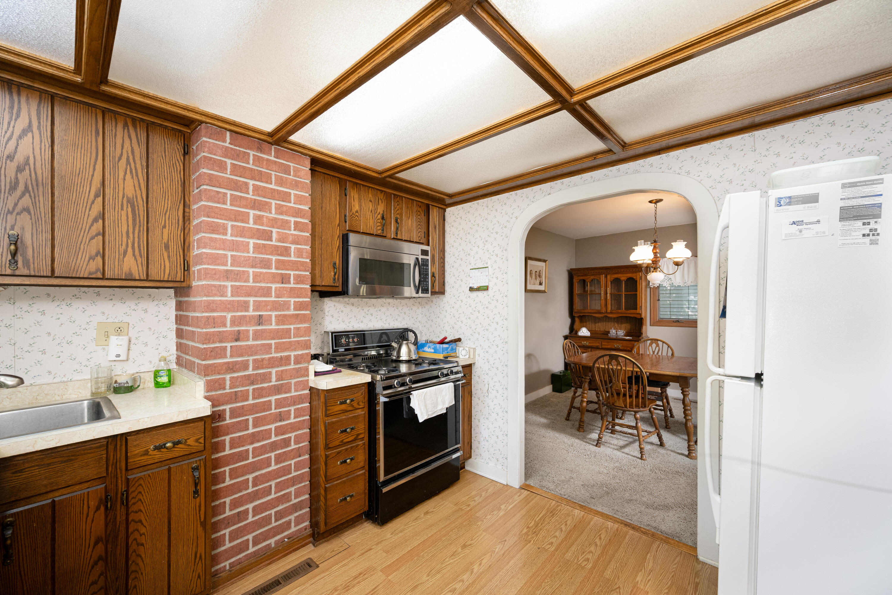 Wisconsin Lake Home for sale (MLS#: 1920196) at 11417 N Lakeview Dr, in Milton, Wisconsin. (8 of 26)
