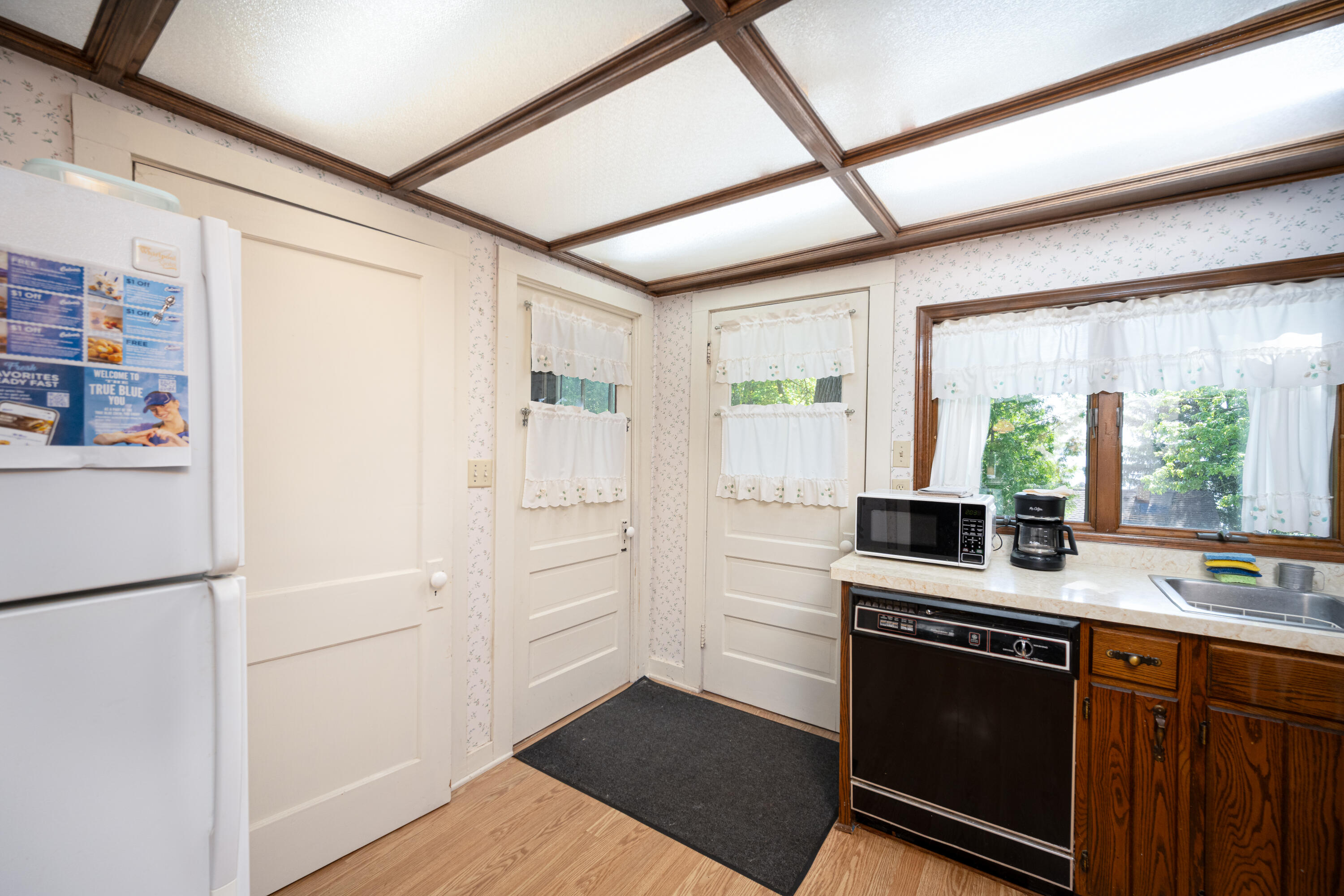 Wisconsin Lake Home for sale (MLS#: 1920196) at 11417 N Lakeview Dr, in Milton, Wisconsin. (9 of 26)