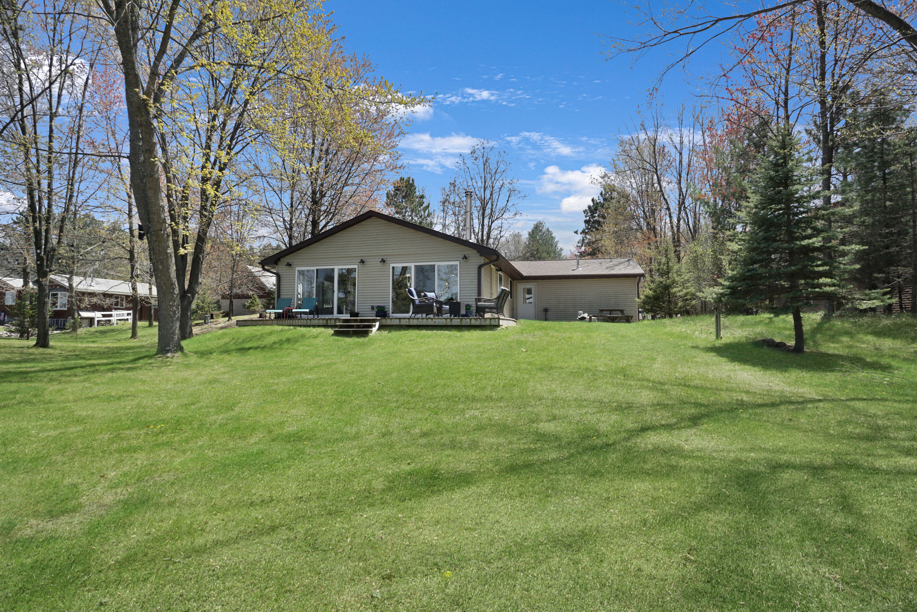 Wisconsin Lake Home for sale (MLS#: 1920325) at 1014  Long Bow Ct, in Rome, Wisconsin. (2 of 38)