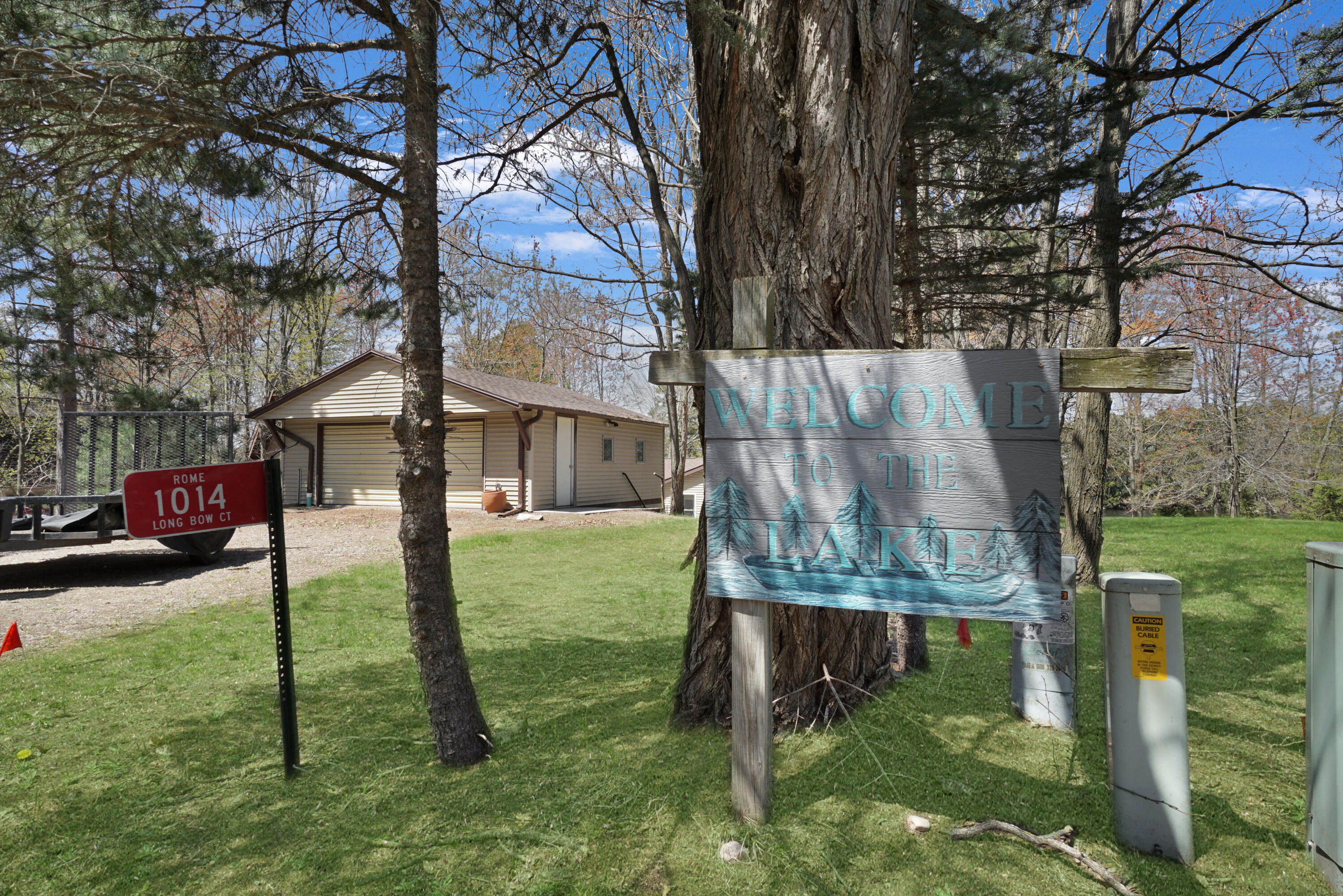 Wisconsin Lake Home for sale (MLS#: 1920325) at 1014  Long Bow Ct, in Rome, Wisconsin. (38 of 38)
