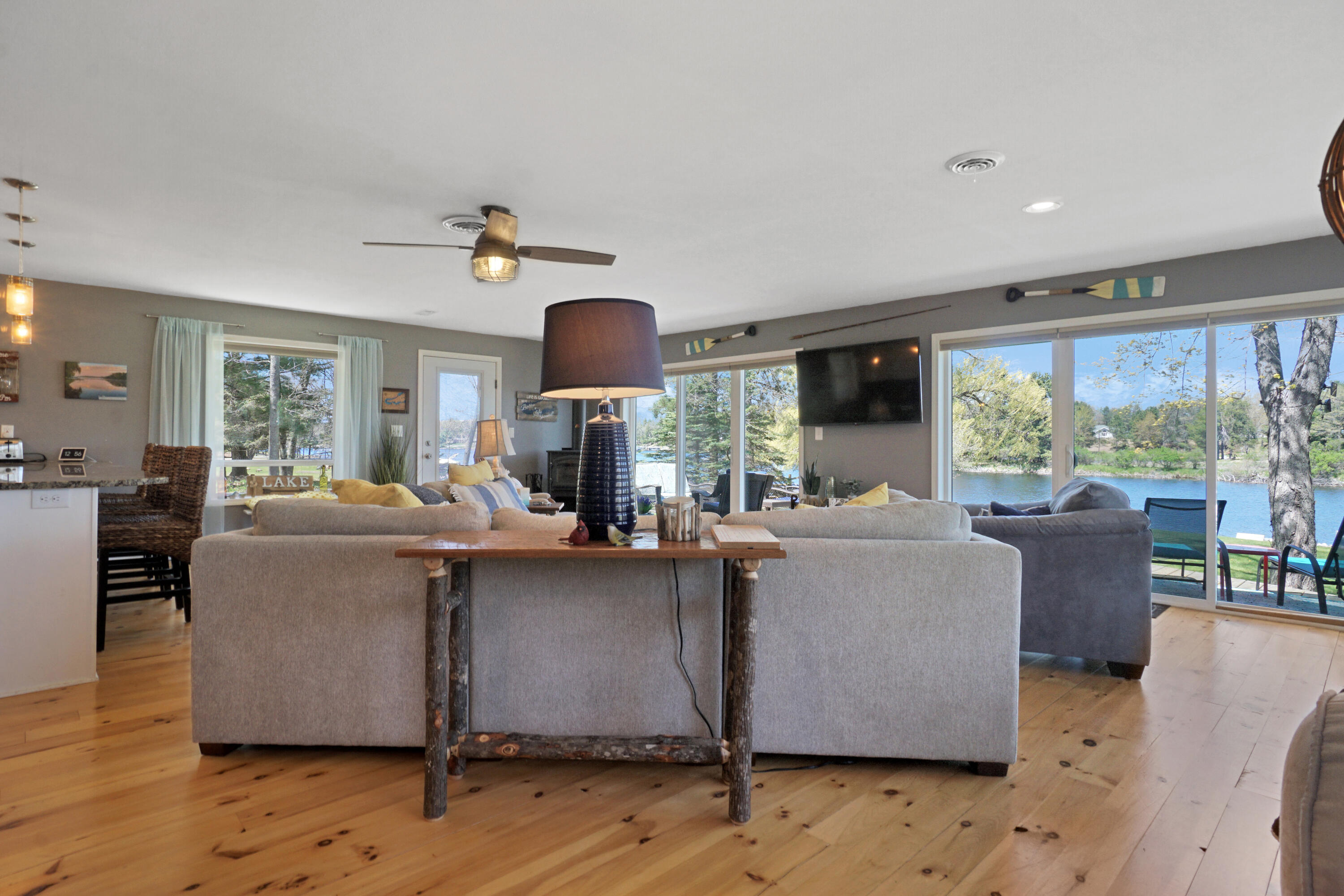 Wisconsin Lake Home for sale (MLS#: 1920325) at 1014  Long Bow Ct, in Rome, Wisconsin. (6 of 38)