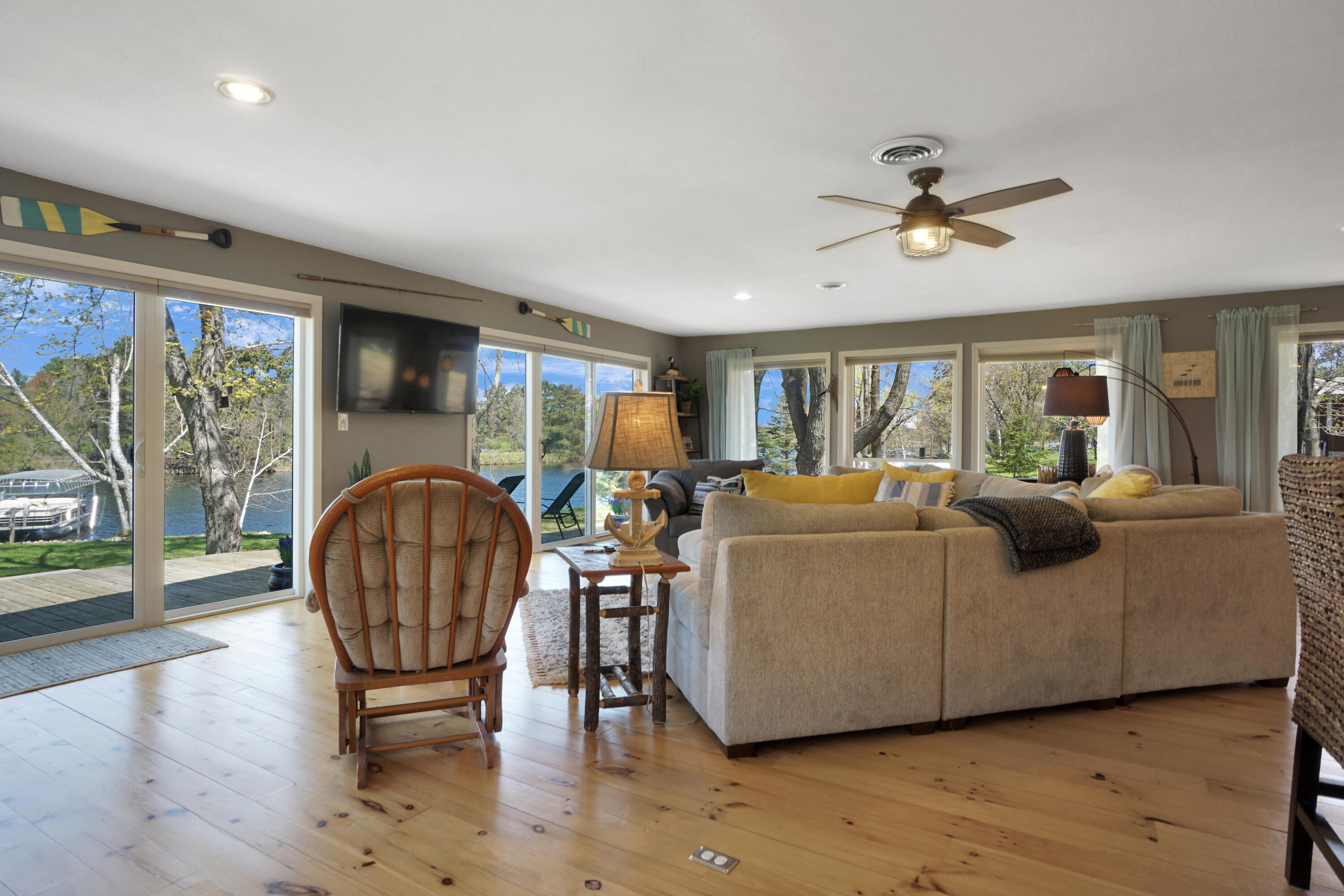 Wisconsin Lake Home for sale (MLS#: 1920325) at 1014  Long Bow Ct, in Rome, Wisconsin. (7 of 38)