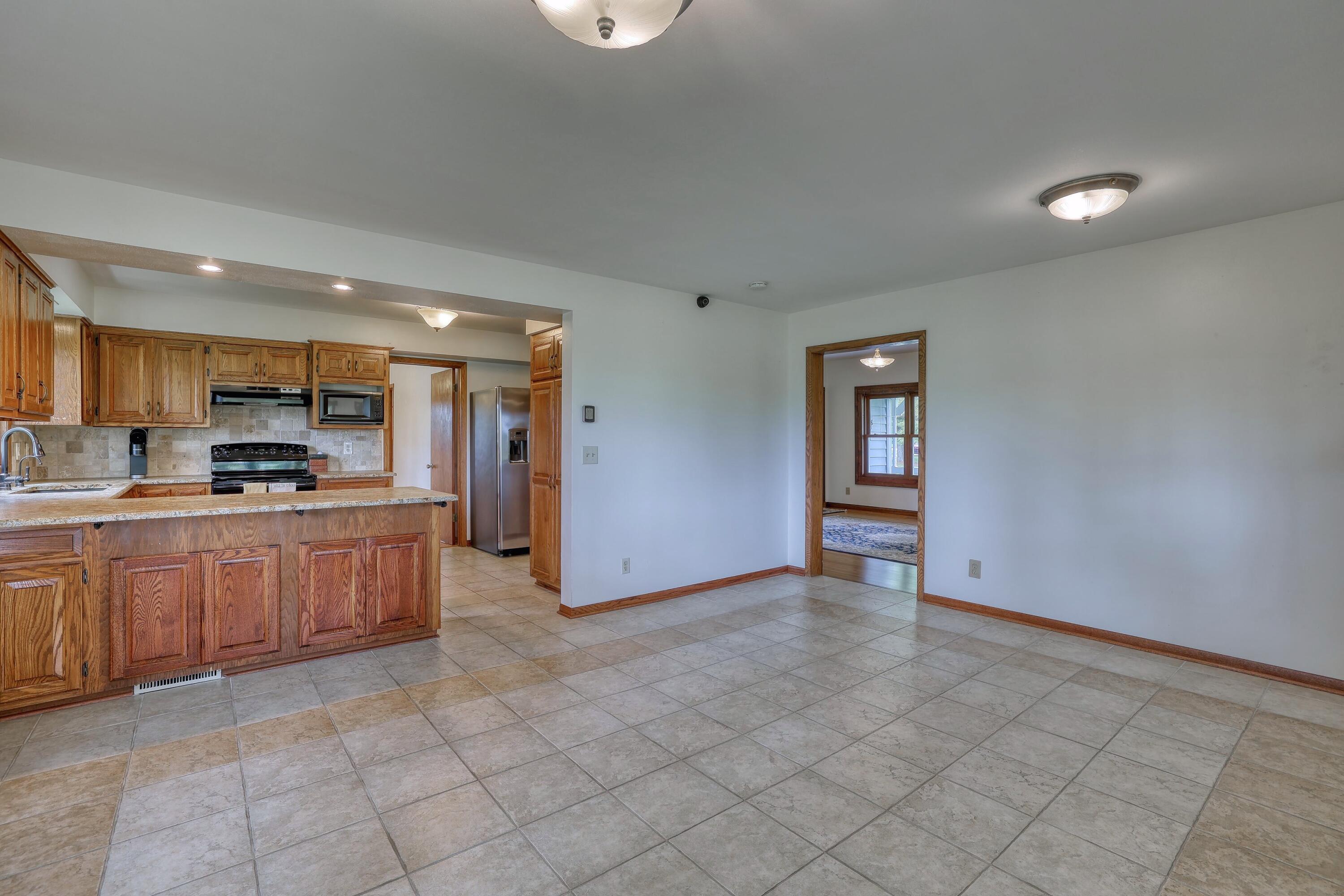 Wisconsin Lake Home for sale (MLS#: 1920385) at W1041  County Road O -, in Ashippun, Wisconsin. (17 of 62)