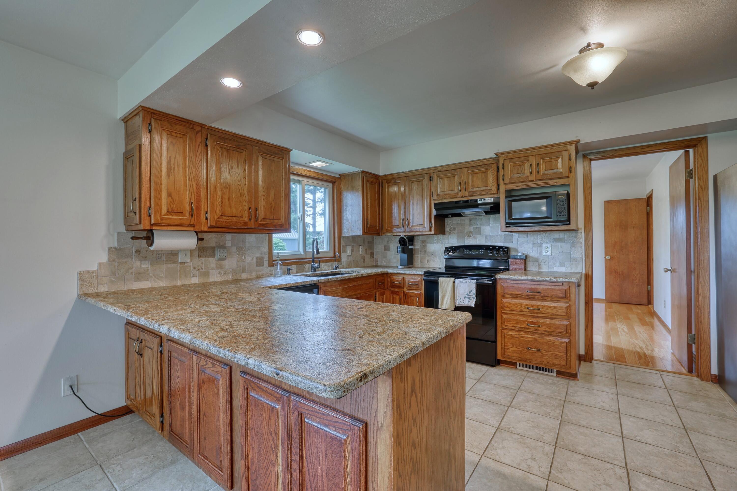 Wisconsin Lake Home for sale (MLS#: 1920385) at W1041  County Road O -, in Ashippun, Wisconsin. (22 of 62)
