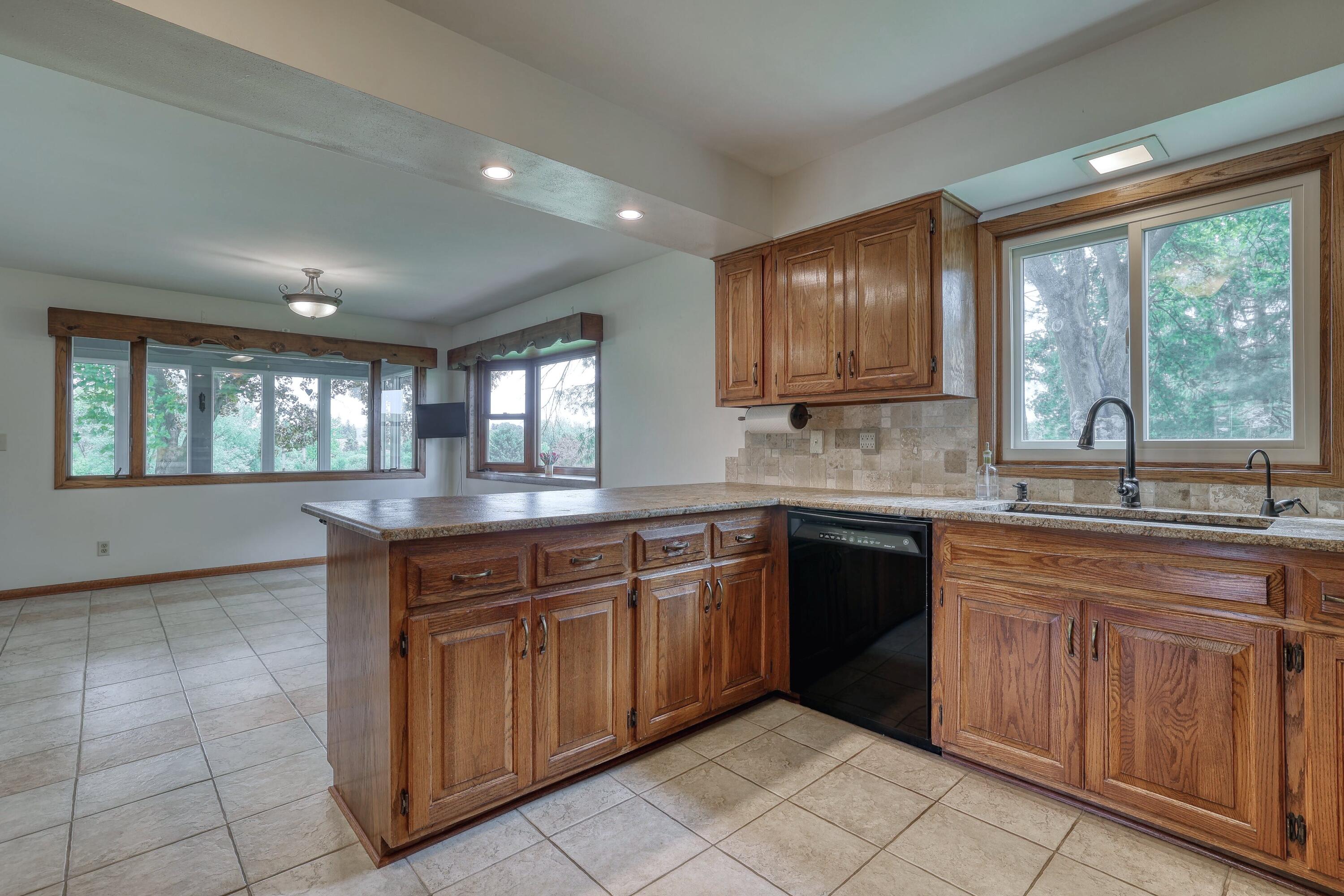 Wisconsin Lake Home for sale (MLS#: 1920385) at W1041  County Road O -, in Ashippun, Wisconsin. (25 of 62)