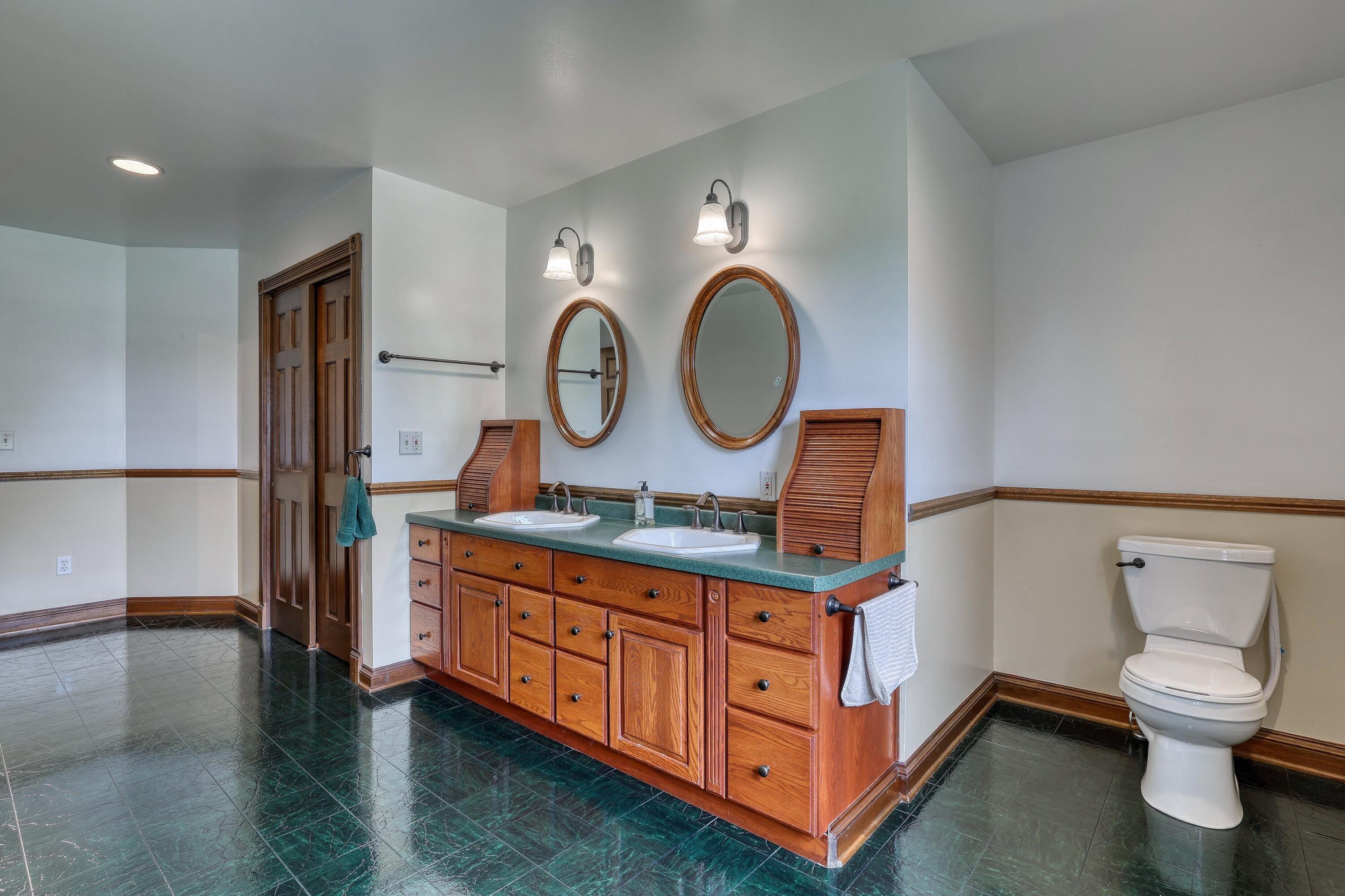 Wisconsin Lake Home for sale (MLS#: 1920385) at W1041  County Road O -, in Ashippun, Wisconsin. (31 of 62)