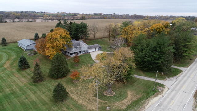 Wisconsin Lake Home for sale (MLS#: 1920385) at W1041  County Road O -, in Ashippun, Wisconsin. (7 of 62)