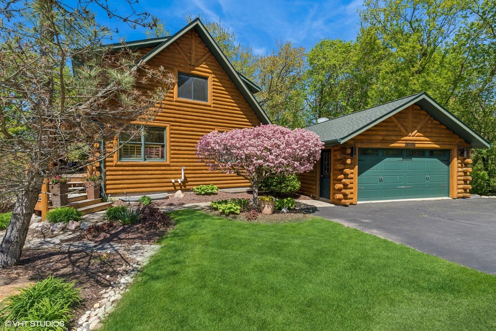 Wisconsin Lake Home for sale (MLS#: 1920589) at N1770 E Beach Dr, in Linn, Wisconsin. (13 of 24)