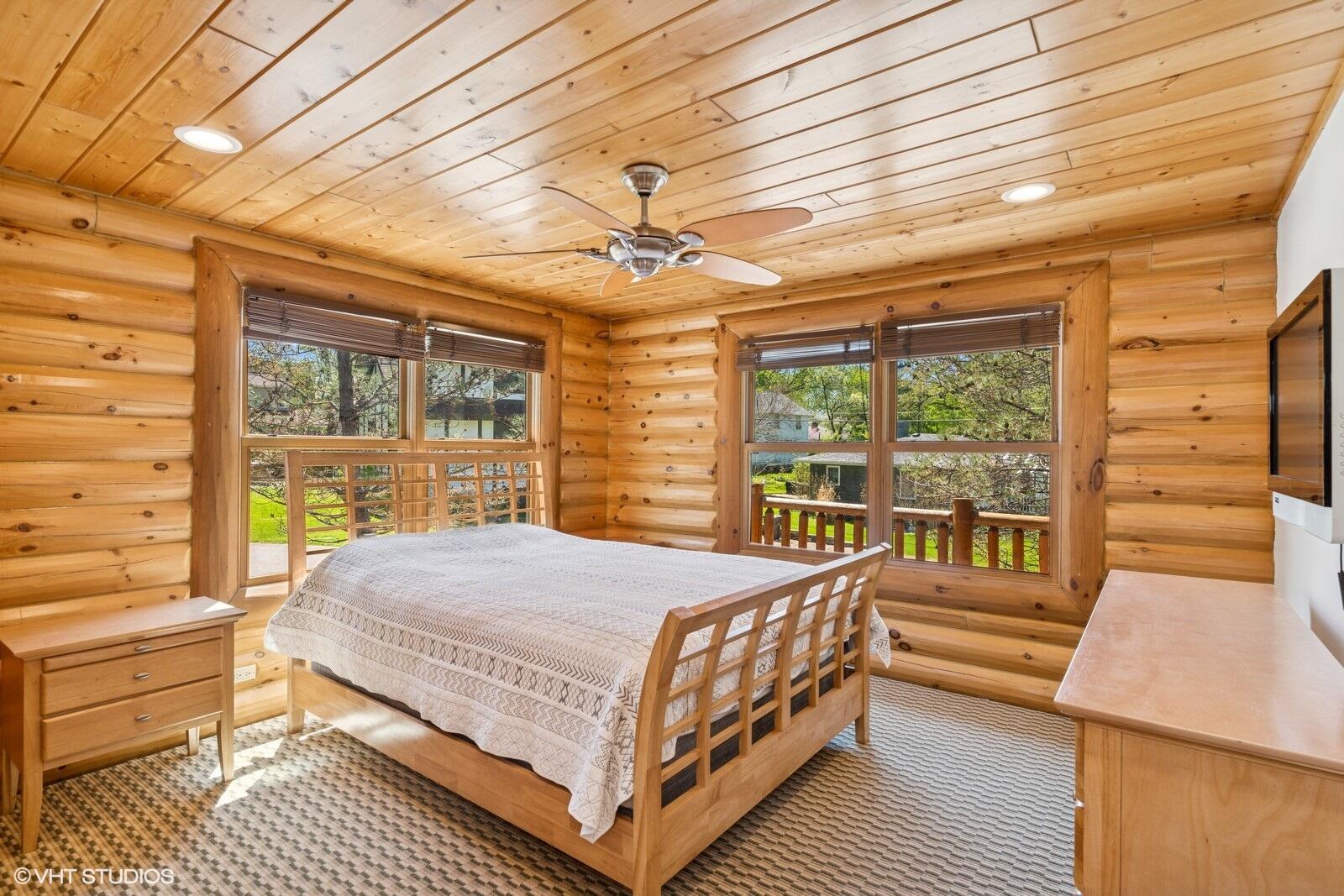 Wisconsin Lake Home for sale (MLS#: 1920589) at N1770 E Beach Dr, in Linn, Wisconsin. (17 of 24)
