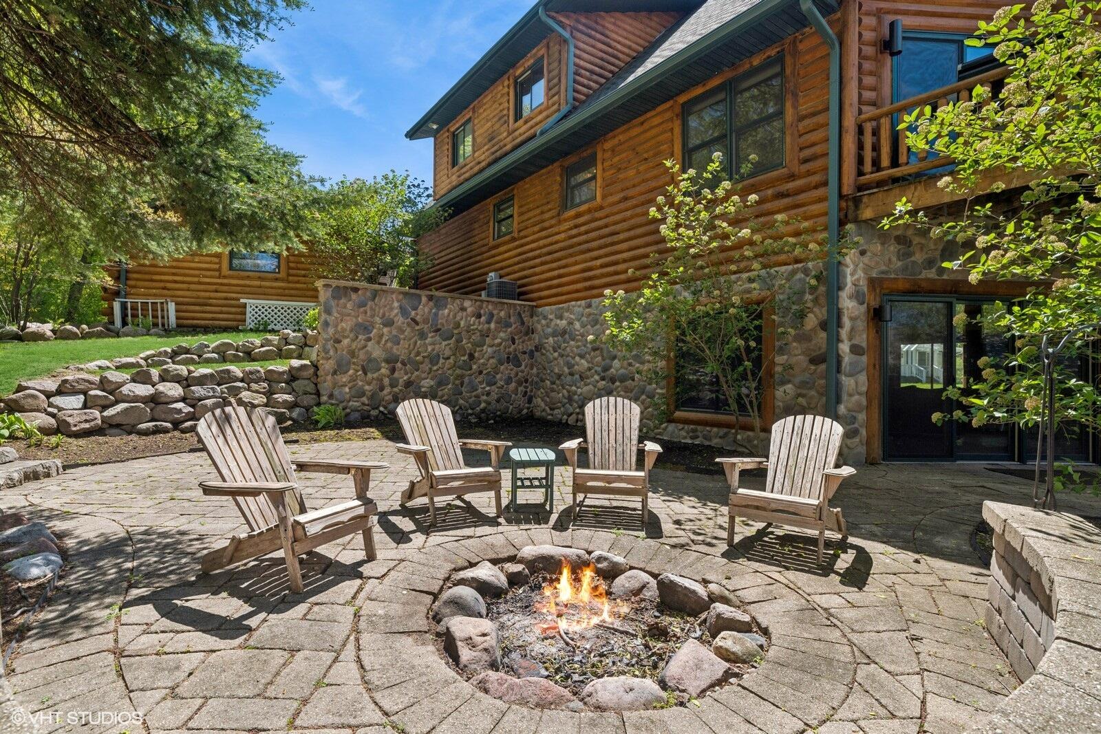Wisconsin Lake Home for sale (MLS#: 1920589) at N1770 E Beach Dr, in Linn, Wisconsin. (5 of 24)