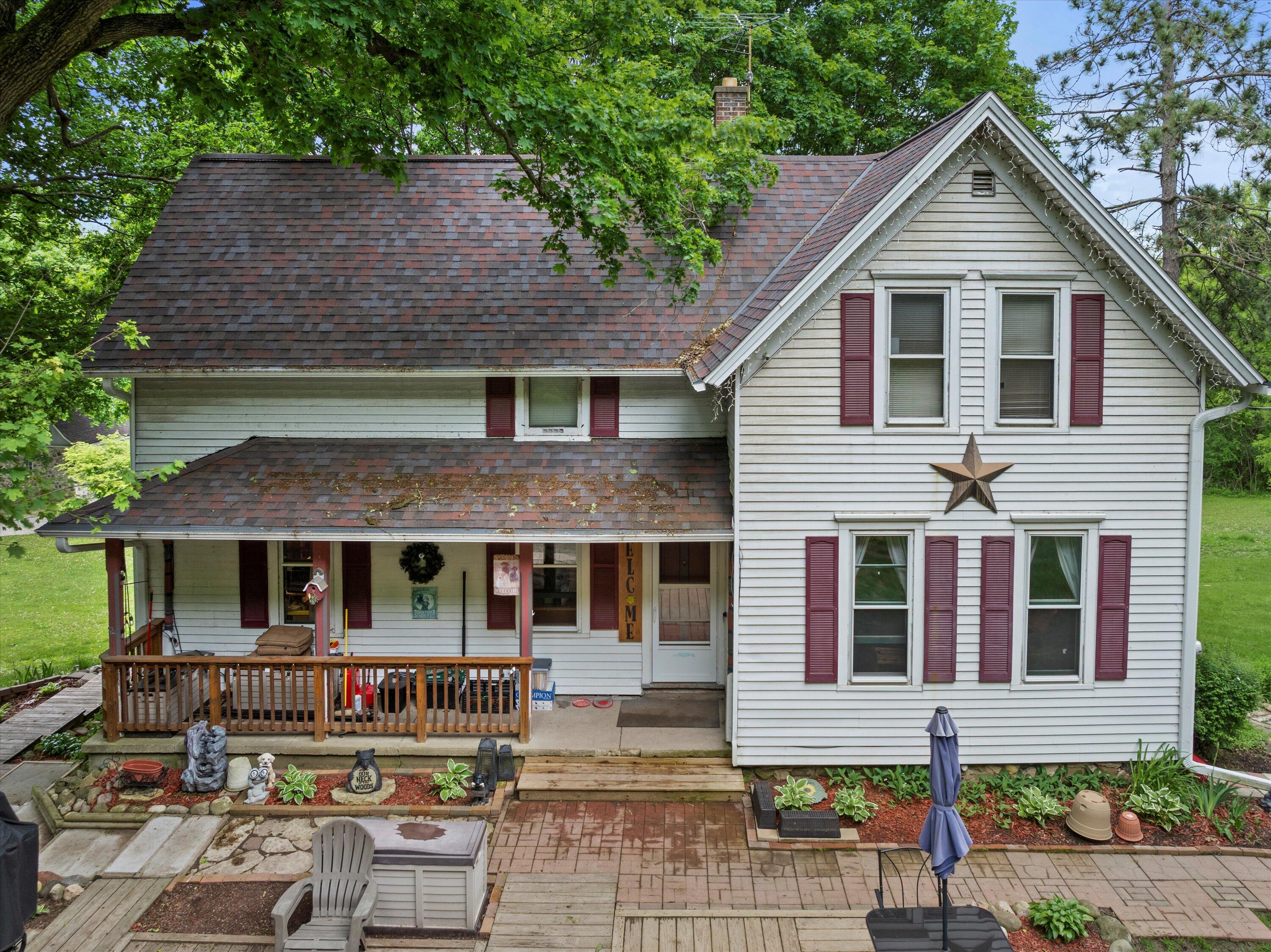 Wisconsin Lake Home for sale (MLS#: 1920629) at 794  Emerald Dr, in Erin, Wisconsin. (2 of 45)