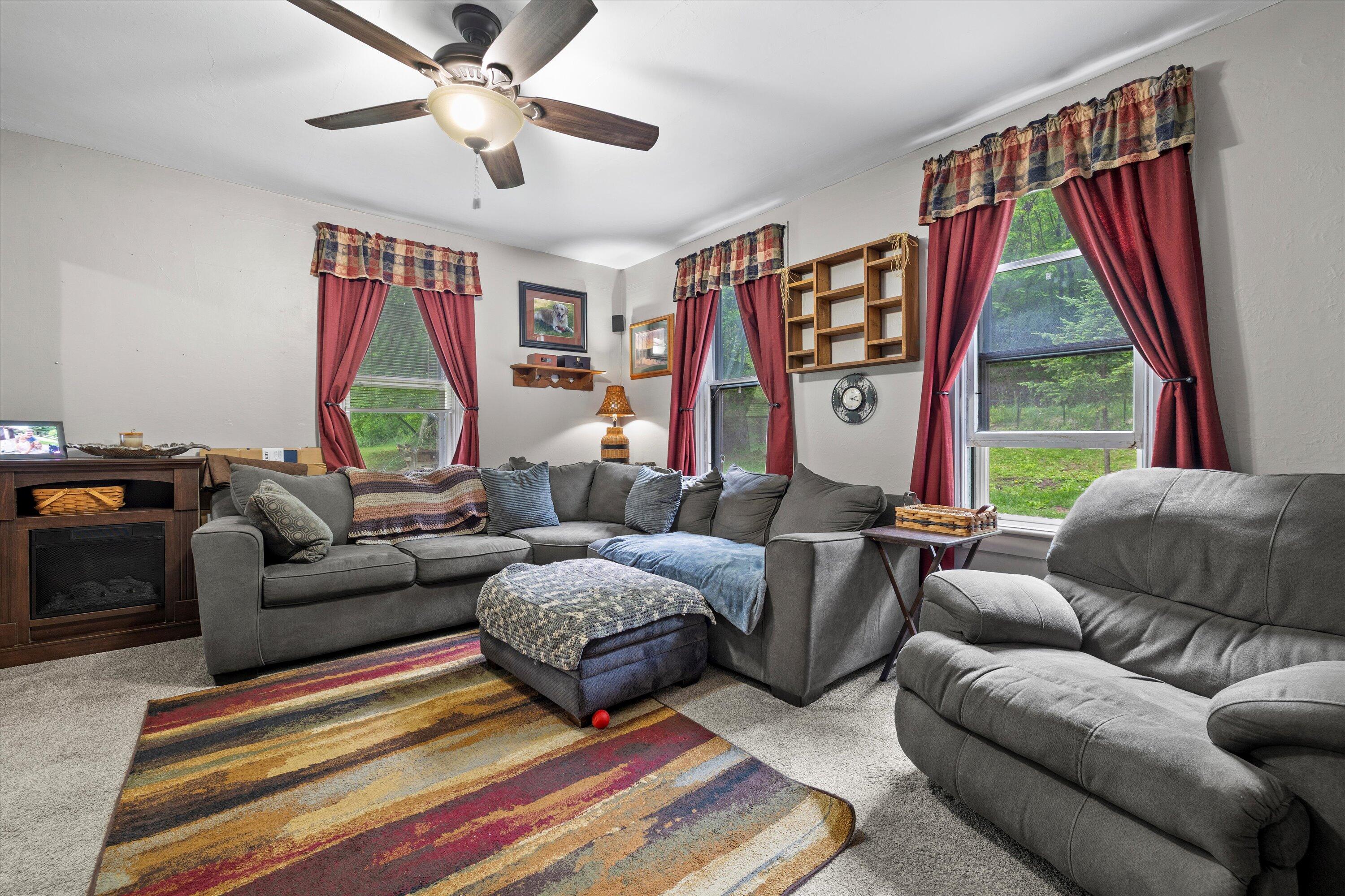 Wisconsin Lake Home for sale (MLS#: 1920629) at 794  Emerald Dr, in Erin, Wisconsin. (27 of 45)